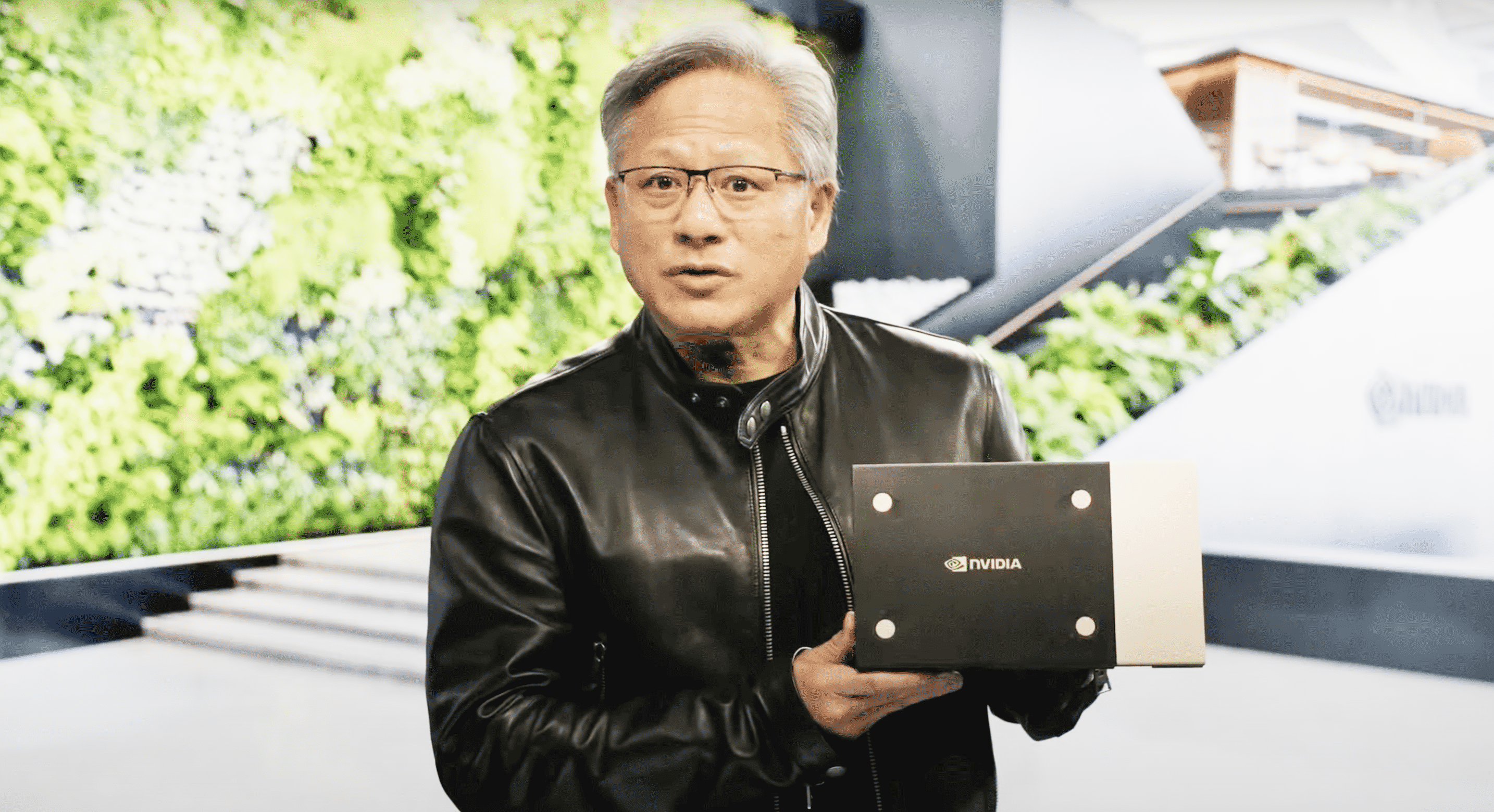 ChatGPT浪潮下英伟达“赢麻了”，市值=2个茅台=5个英特尔｜硅基世界