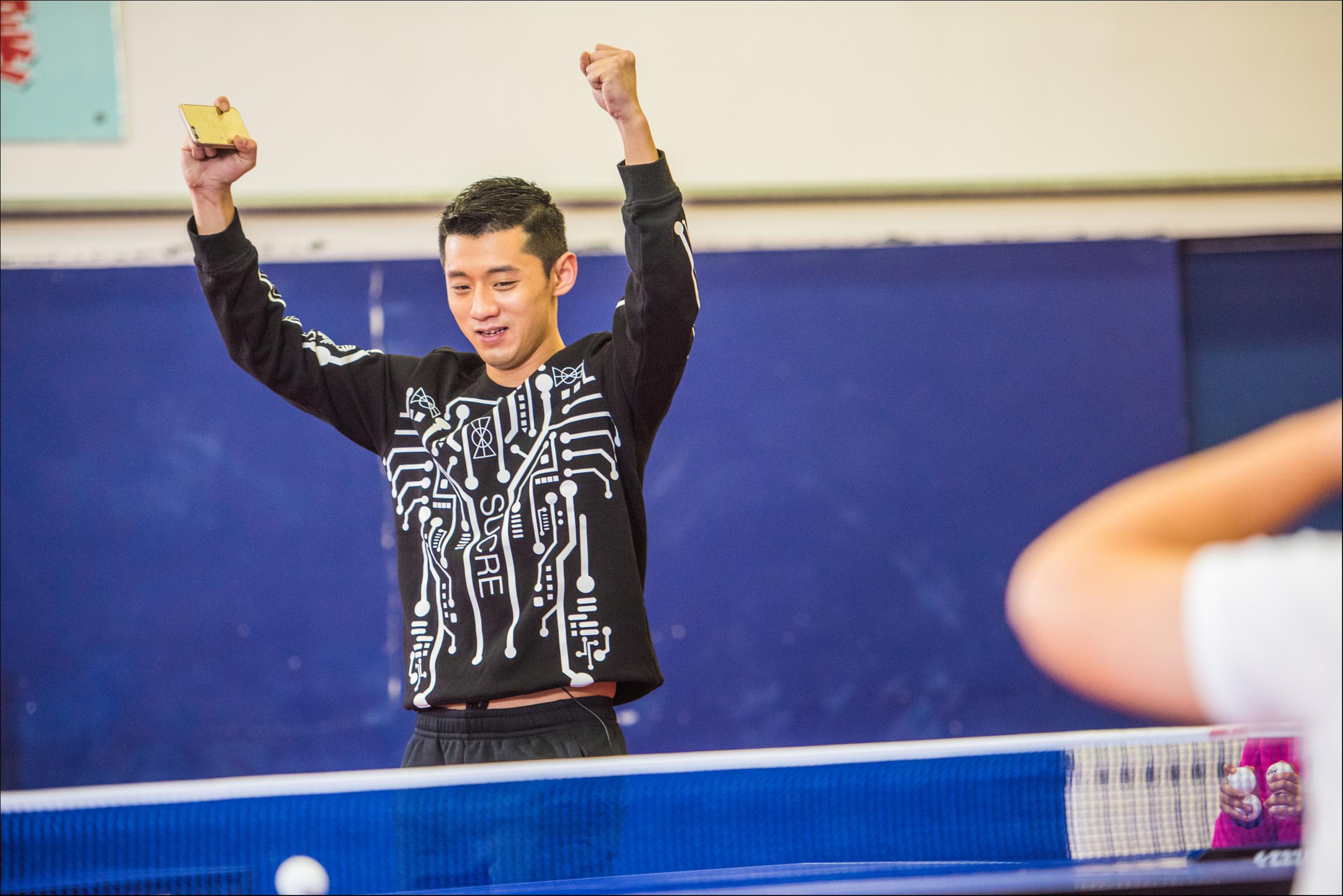 张继科，体坛冠军坠落，商业版图崩塌