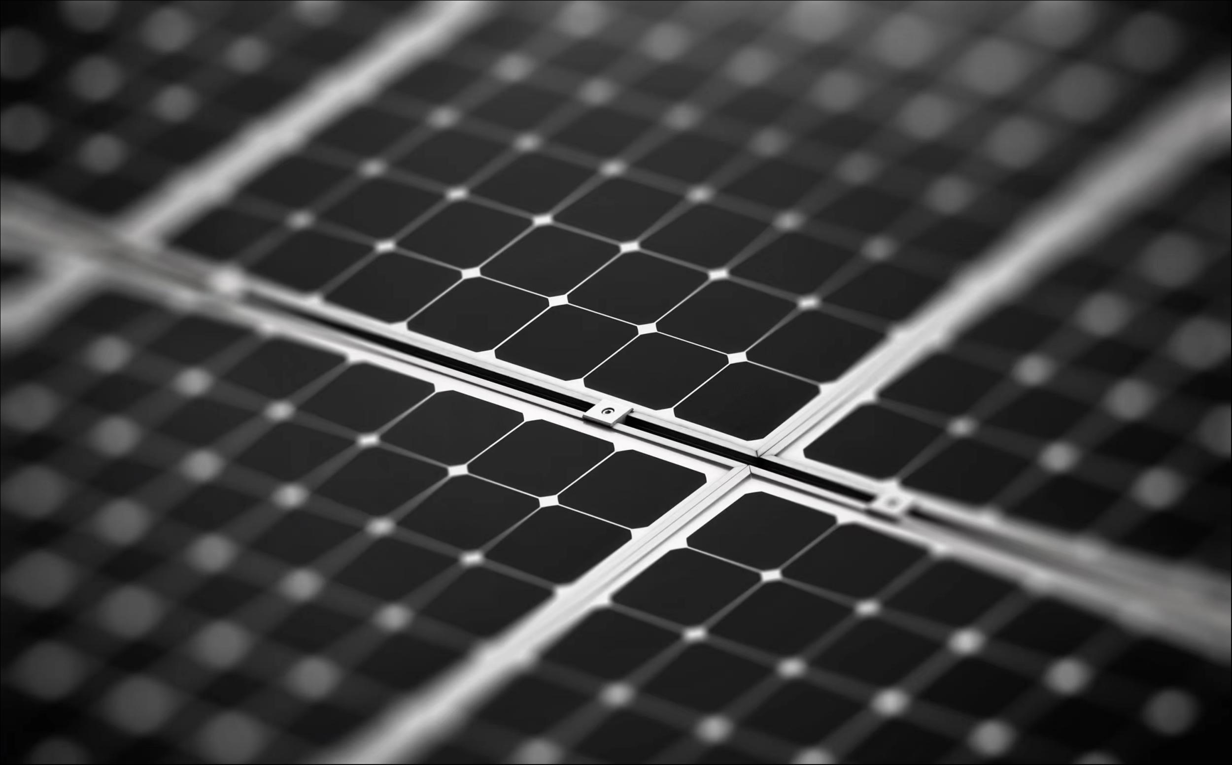 硅片新贵，困在负债里