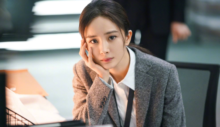 杨幂出走，没了“印钞机”的嘉行还“行”吗？