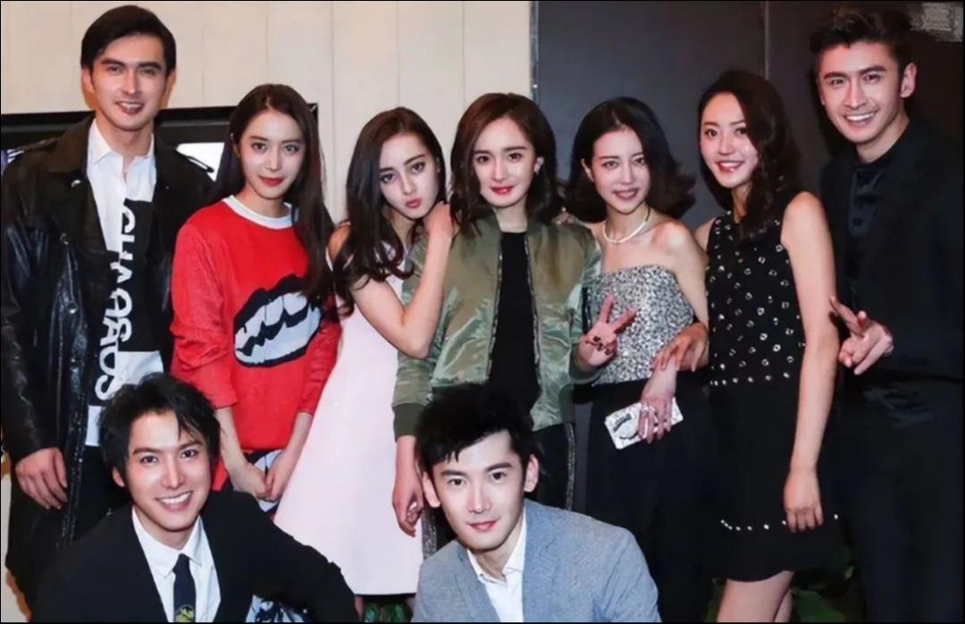 杨幂解约，粉丝还愿