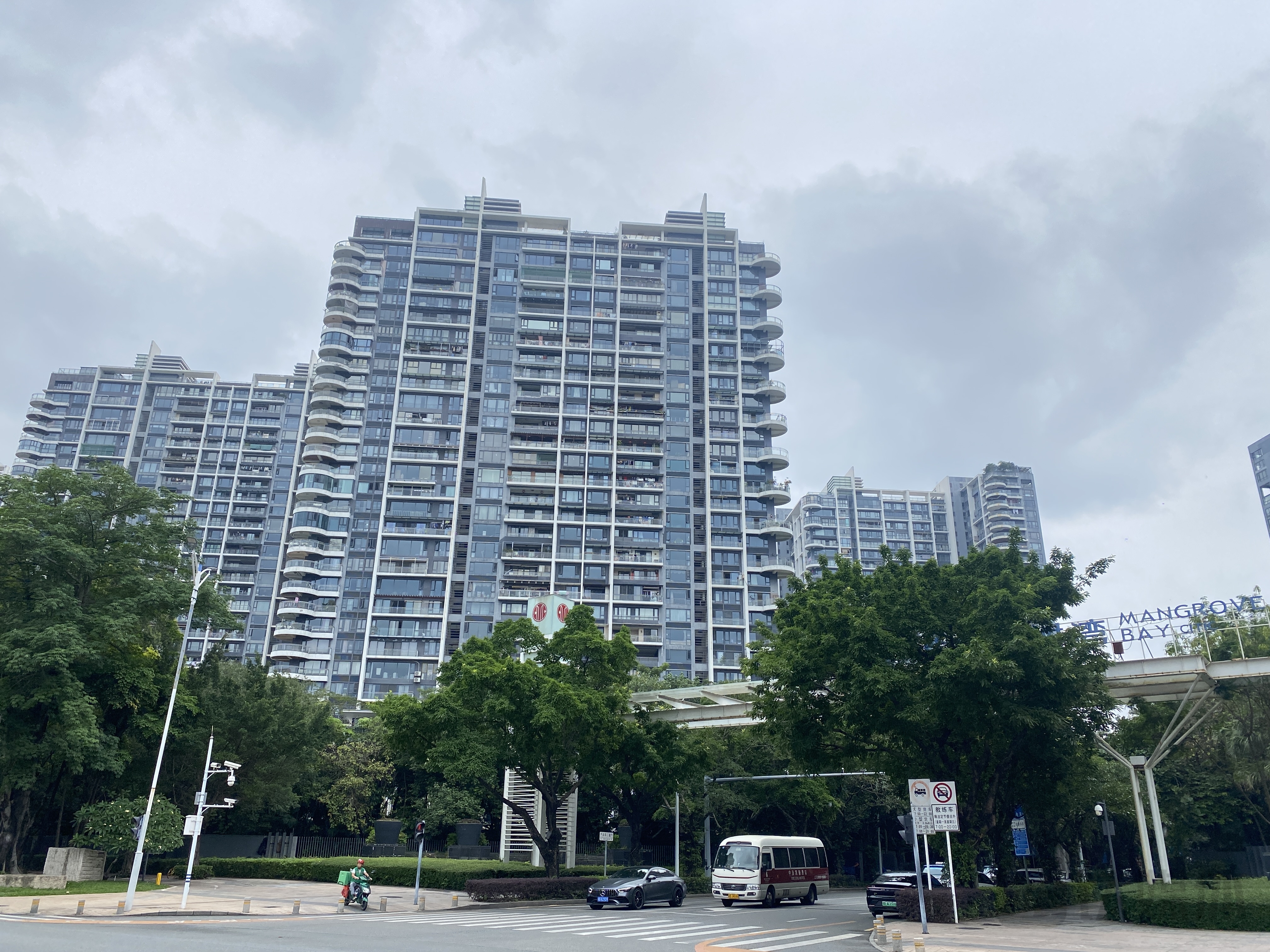 实探！深圳豪宅雨后塌陷，单价11万的中信红树湾质量堪忧？