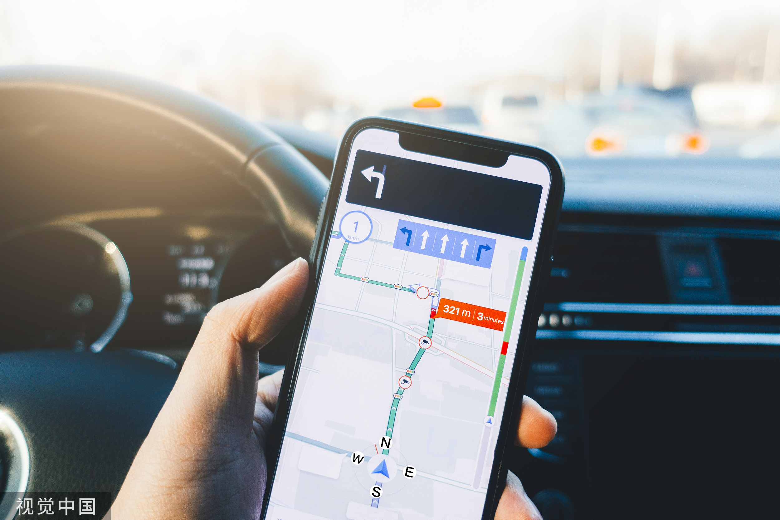 车企“去图化”成风，高精度地图上演“行路难”｜钛媒体深度