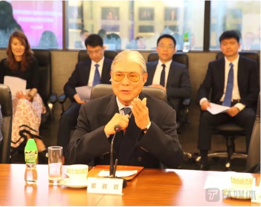 亚奥理事会第一副主席、中国香港体育协会暨奥林匹克委员会会长霍震霆致辞