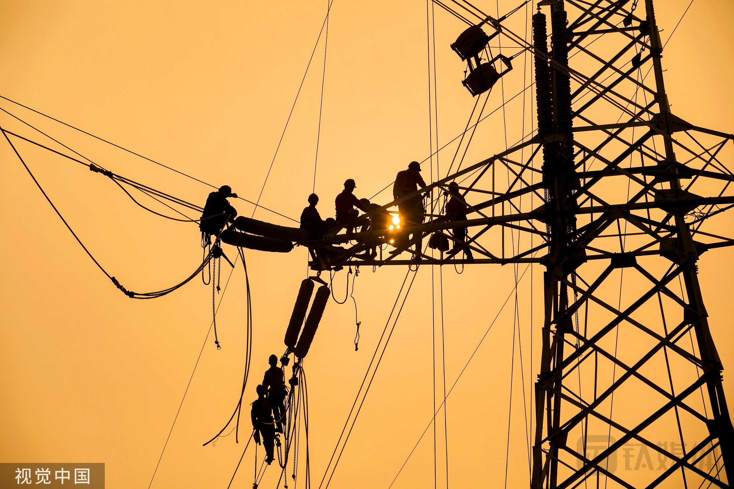 迎峰度夏进入关键时刻，今年还会“高温限电”吗？