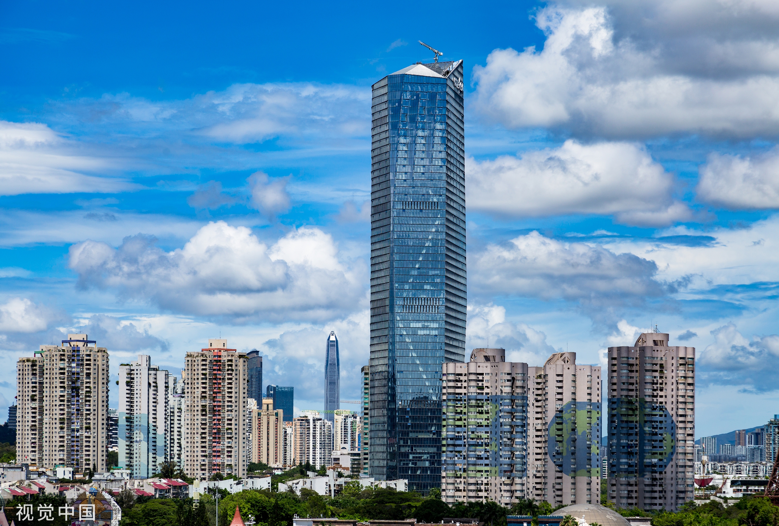 华侨城A半年度业绩预亏，存货积压仍是大问题