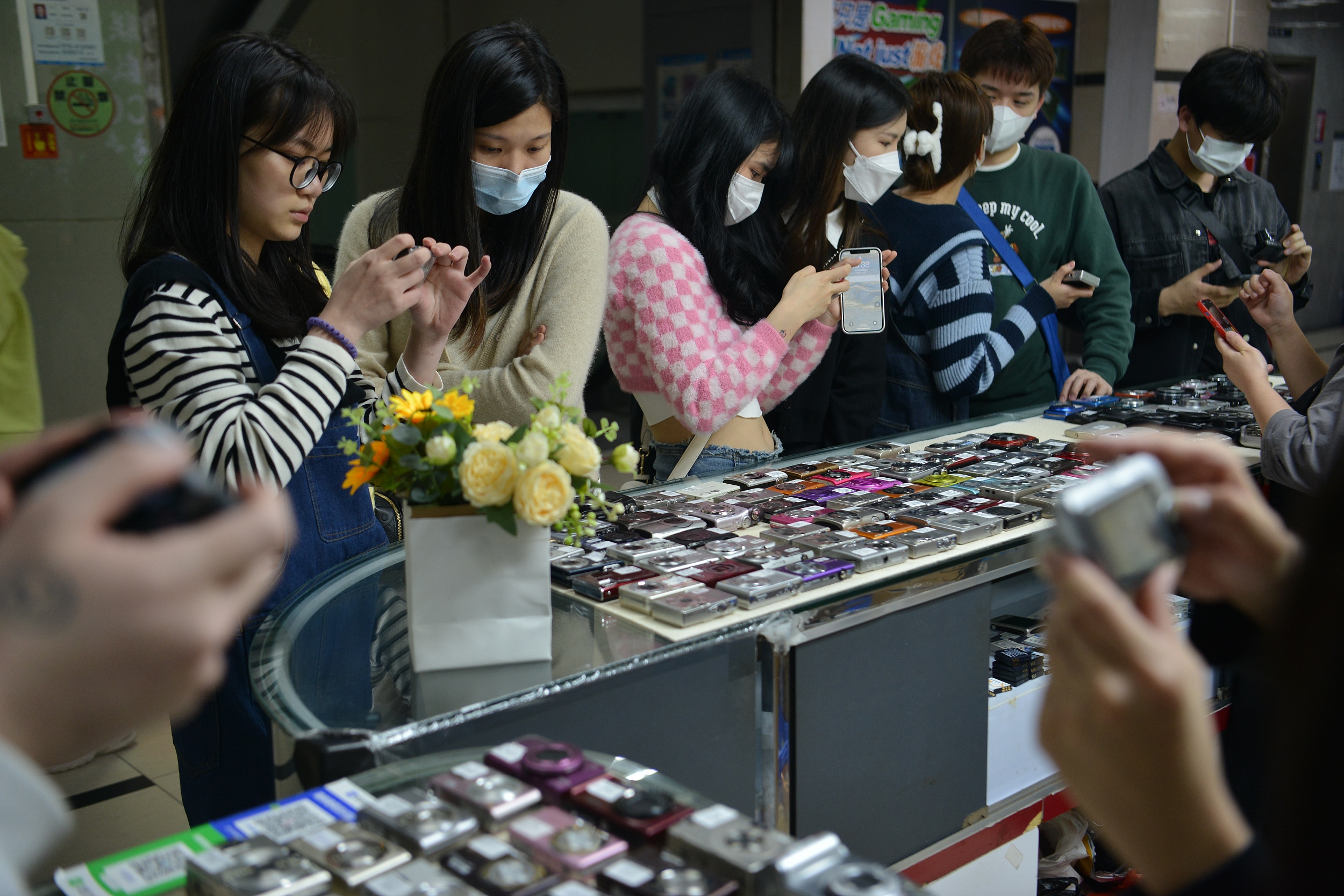 泰版“华强北”，养肥东南亚夜市？