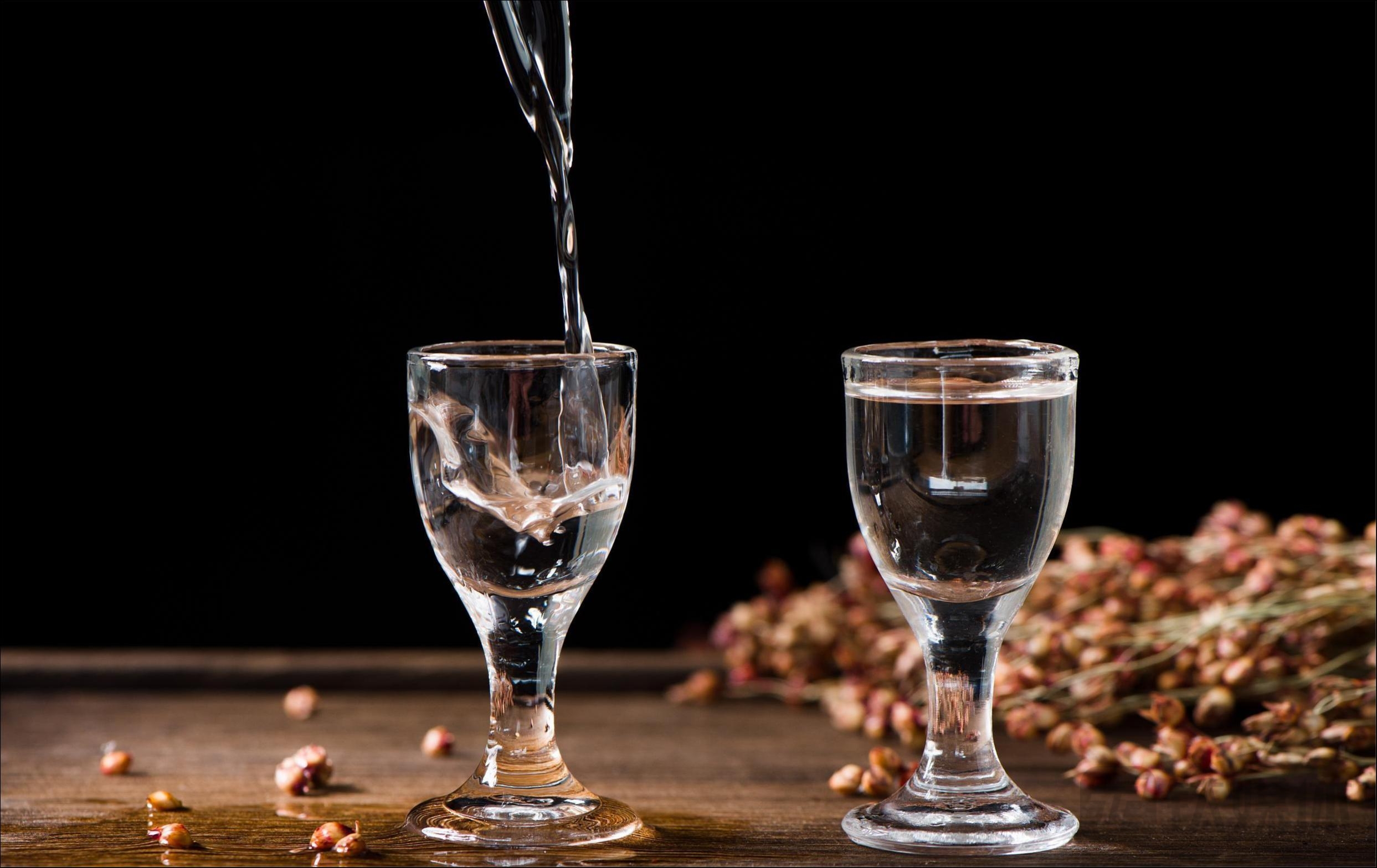 四川酒业流通协会会长铁犁：白酒站在新一轮调整初期