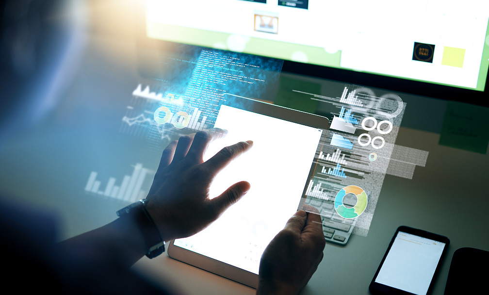 有道上线翻译大模型，CEO称已经赶超ChatGPT