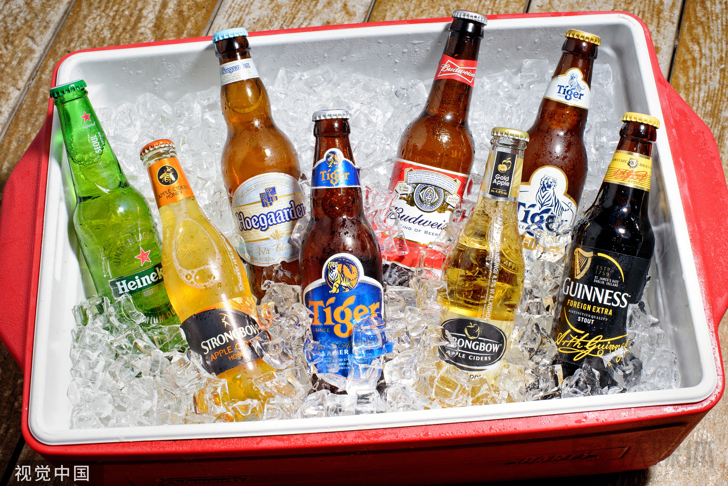 商务部终止“双反”措施引港股啤酒股普涨，行业盈利空间有望进一步释放