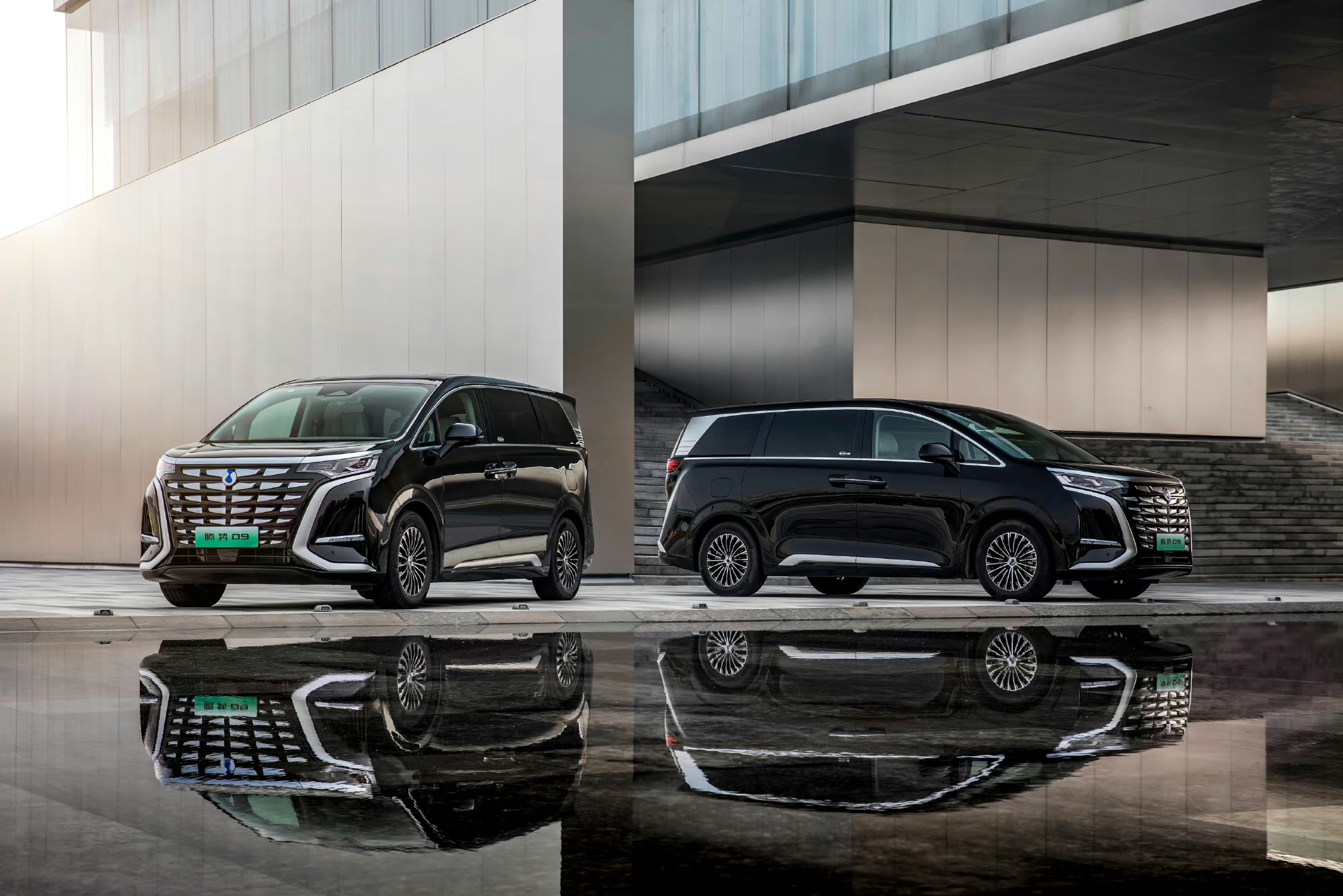 图片来源：腾势官方