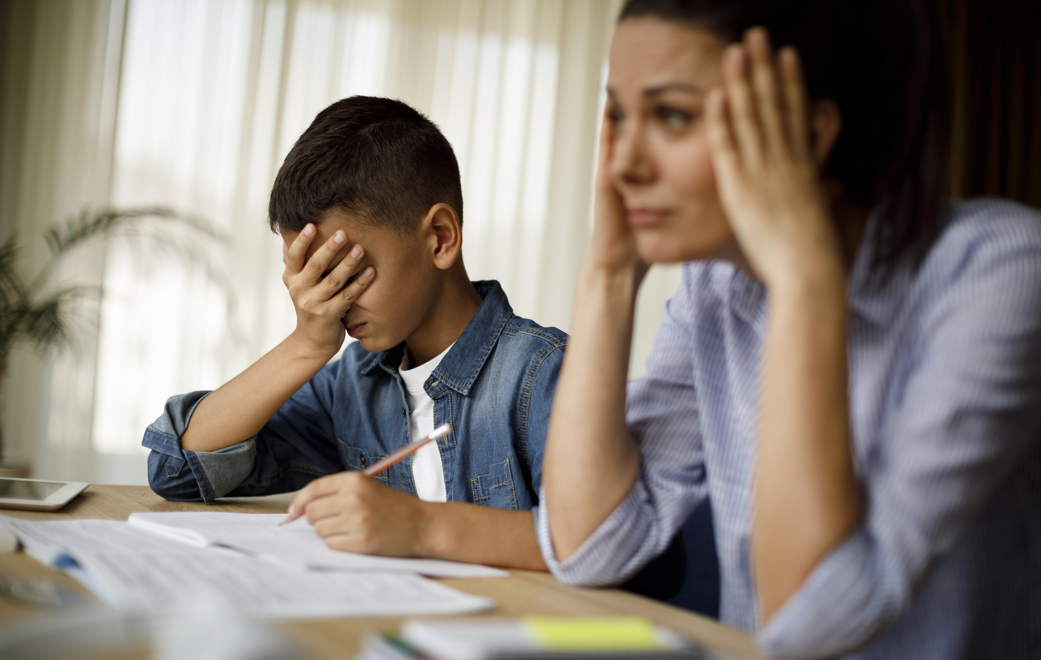 有多少中国家长，被孩子的作业逼疯了