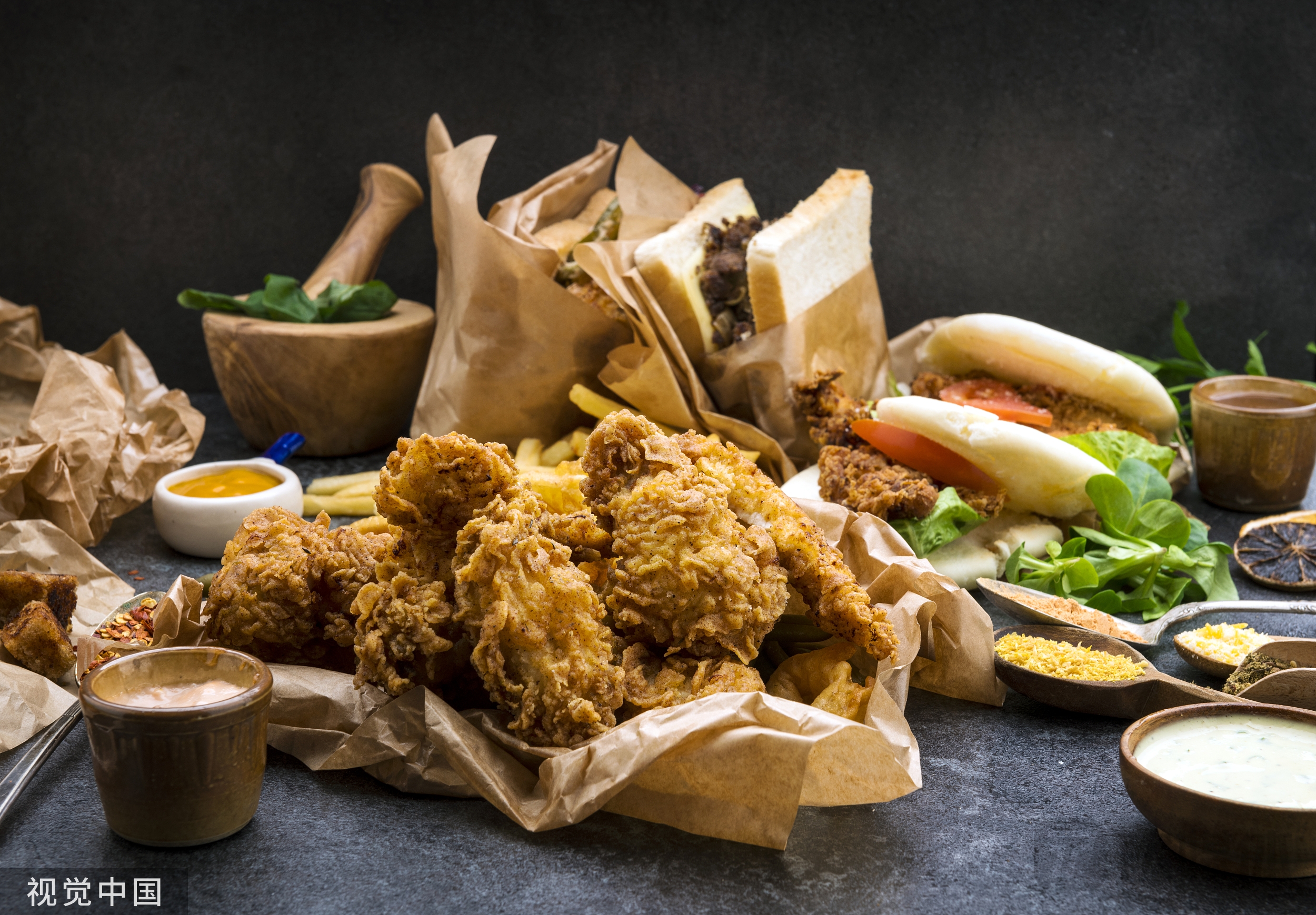 百胜中国午后拉升涨超6%，公司于今日在西安启动RGM2.0战略