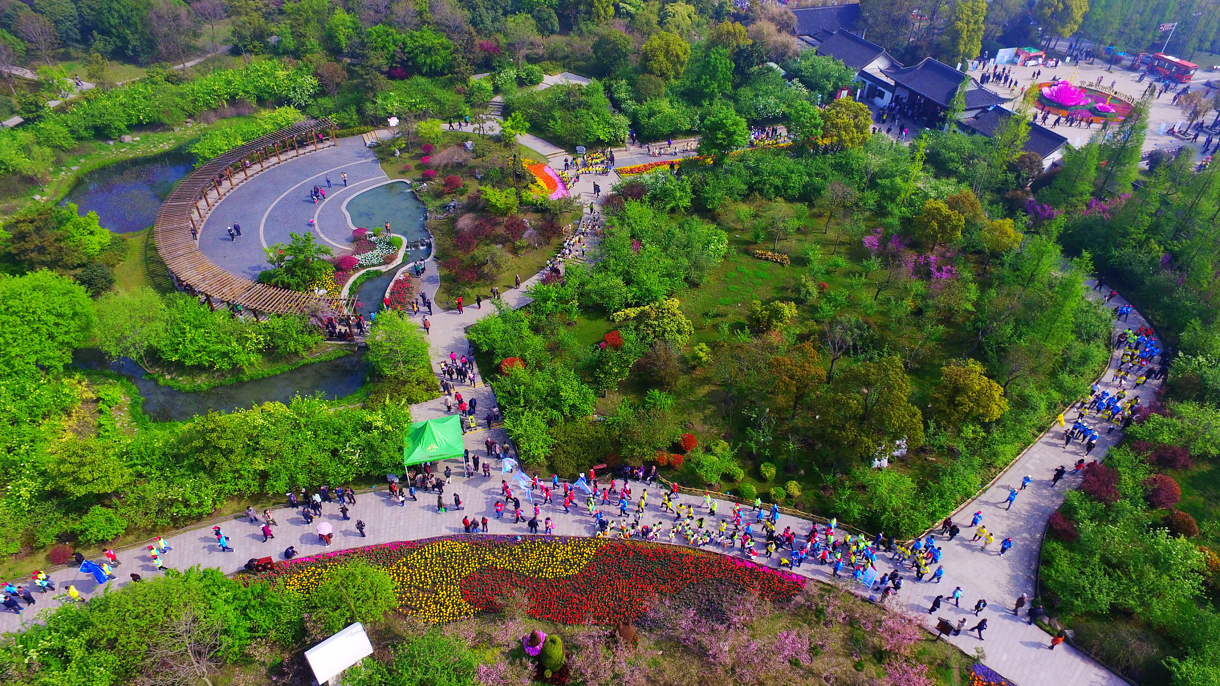 冲万亿，江苏“中心”城市不想再慢了