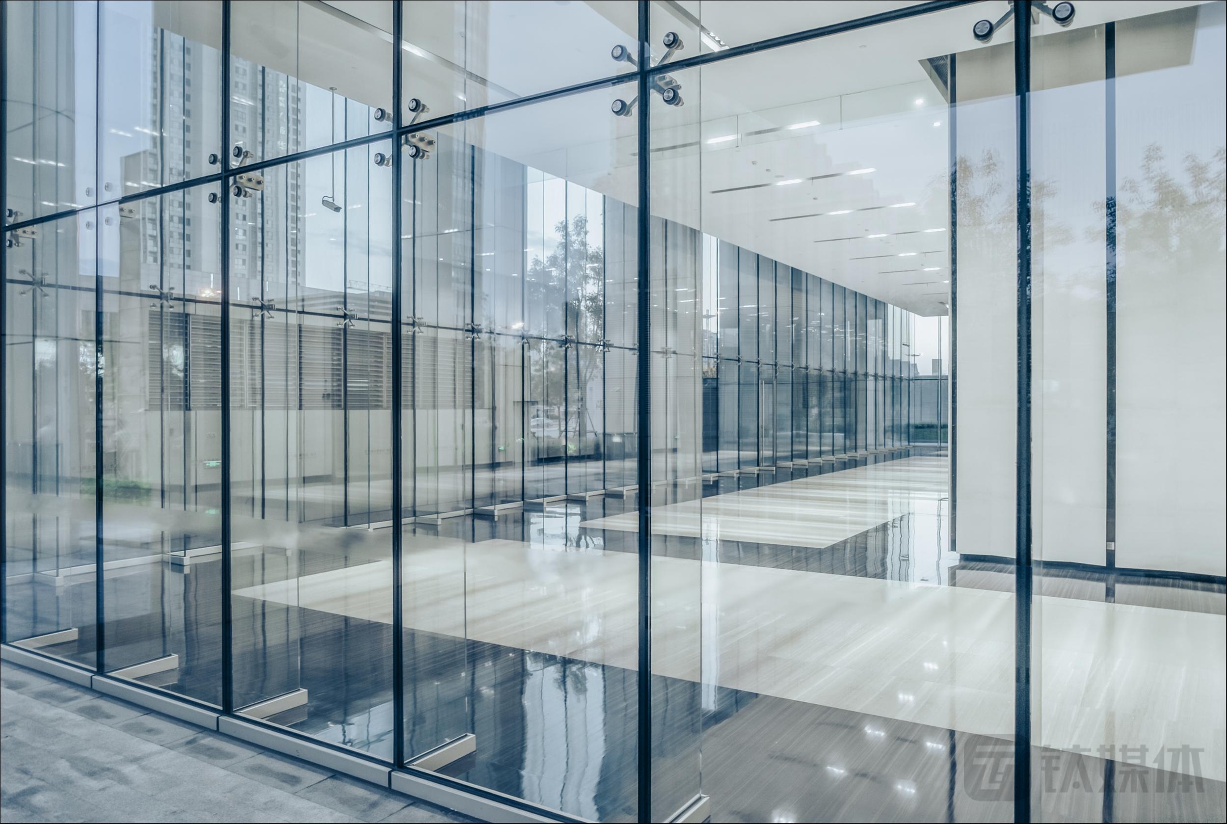 前三季度增收不增利之下，旗滨集团推出1元持股计划，业绩考核难度不大 ｜看财报