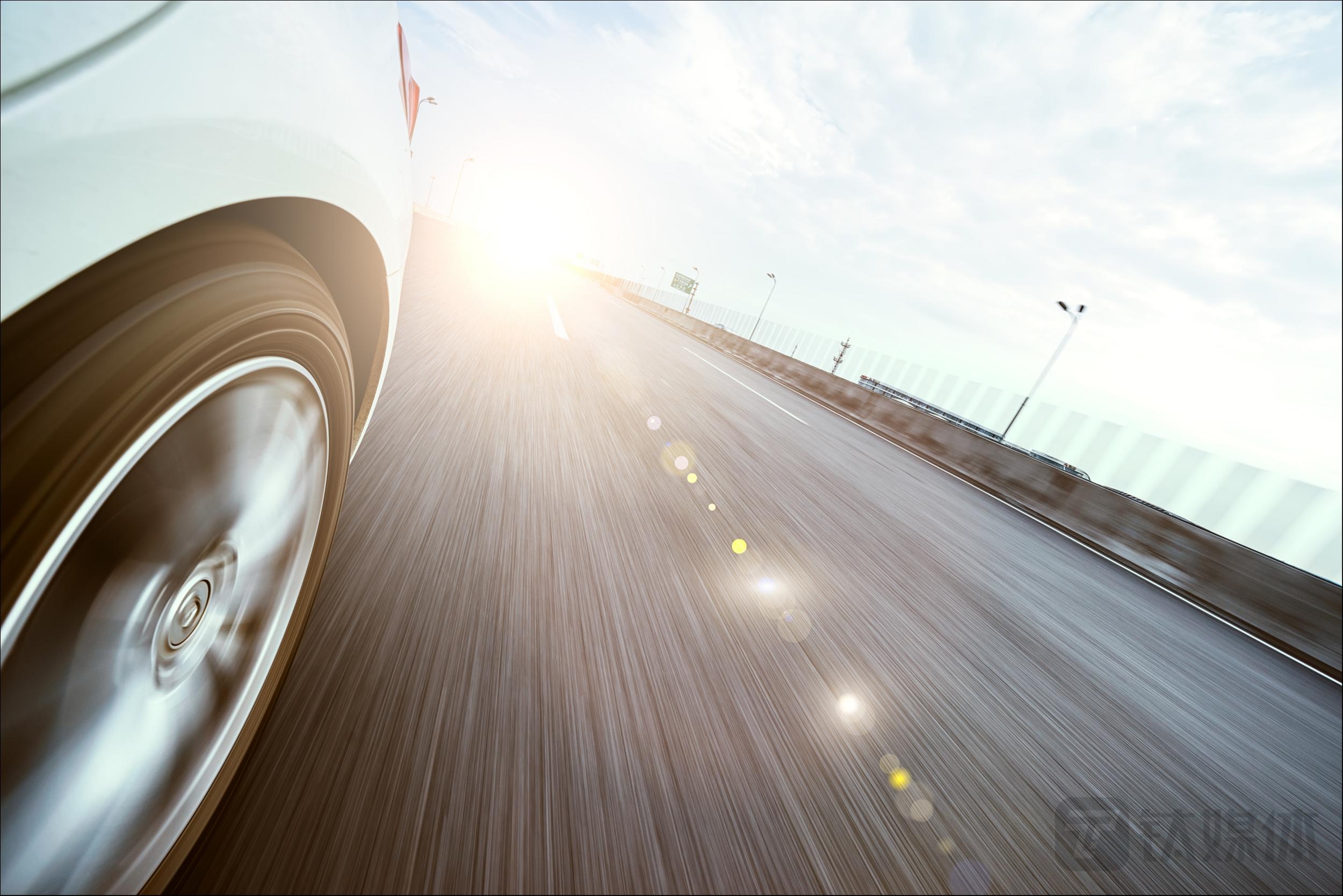 玲珑轮胎：低基数效应下的“触底反弹”，难掩“掉队”焦虑 | 钛媒体深度