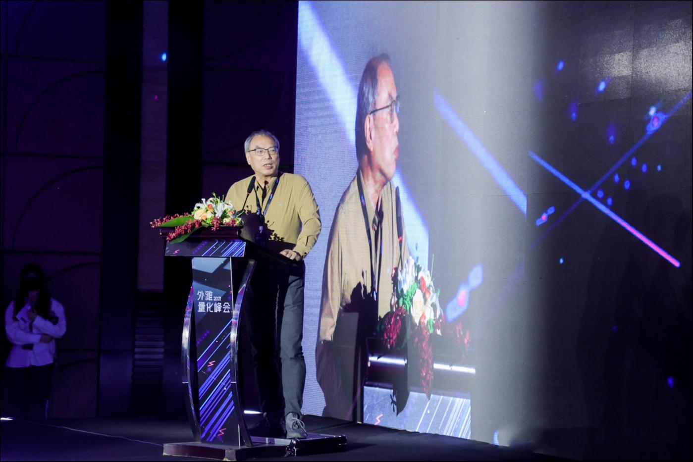 对话恒生电子白硕：大模型不擅长精准计算，数据质量决定模型能力