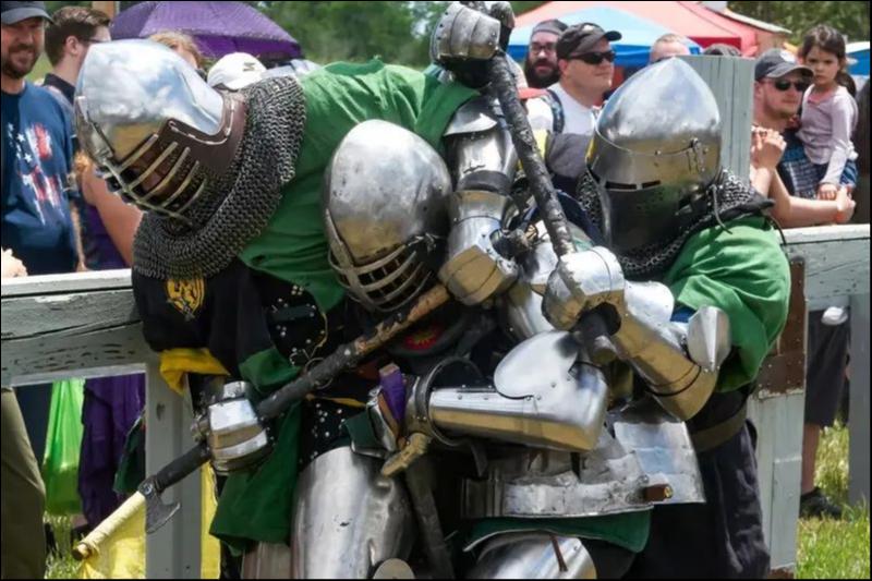 中产开始迷上中世纪格斗