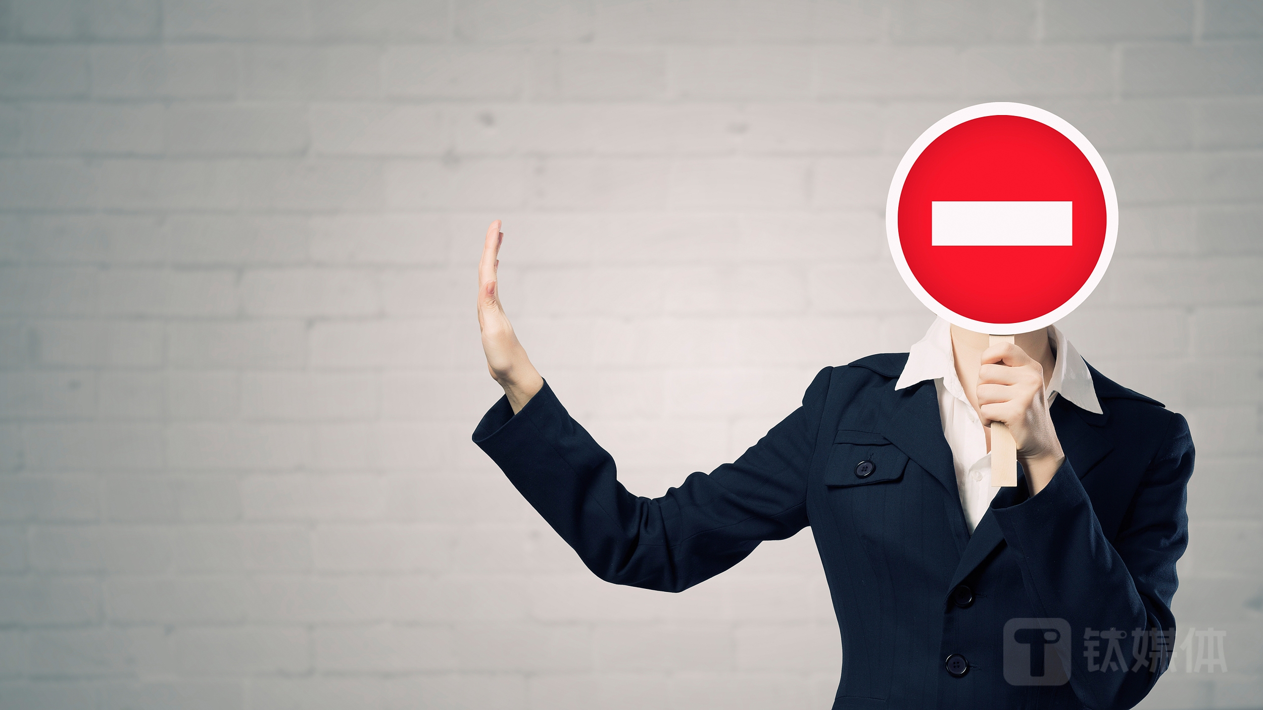 日播时尚跨界收购终止，原实控人借机套现13亿