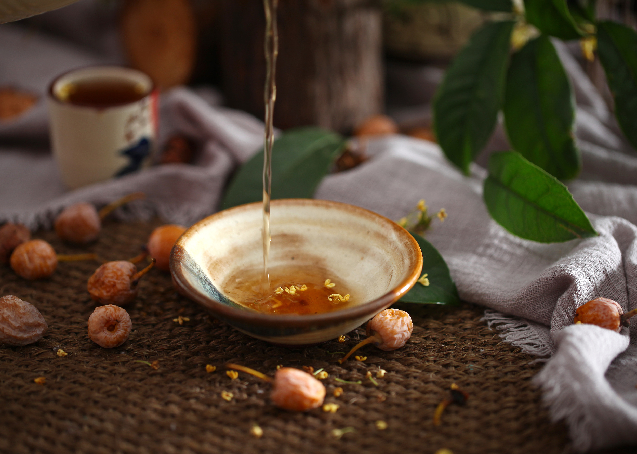 古越龙山，想要走出“包邮区”