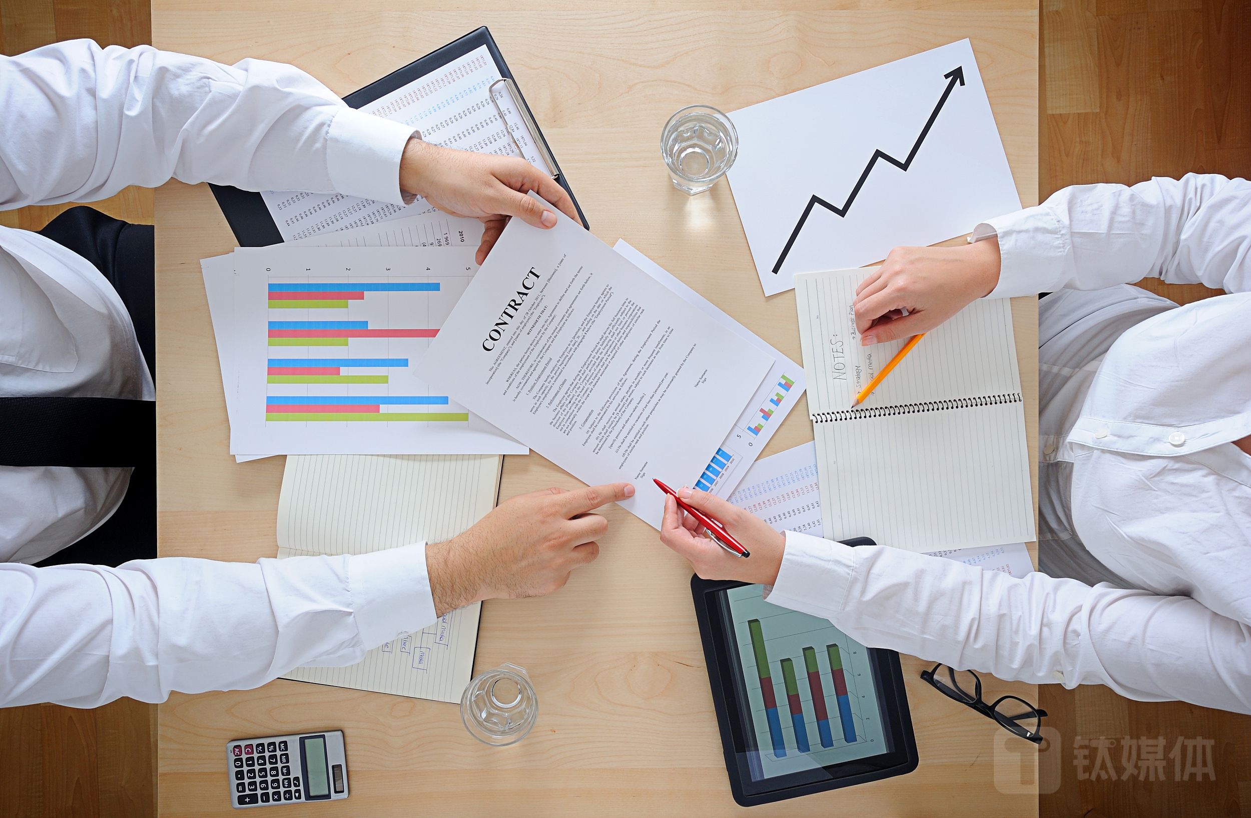 3天内7家上市公司股权“迁徙” 阿里网络退出，杭州灏月近200亿接盘