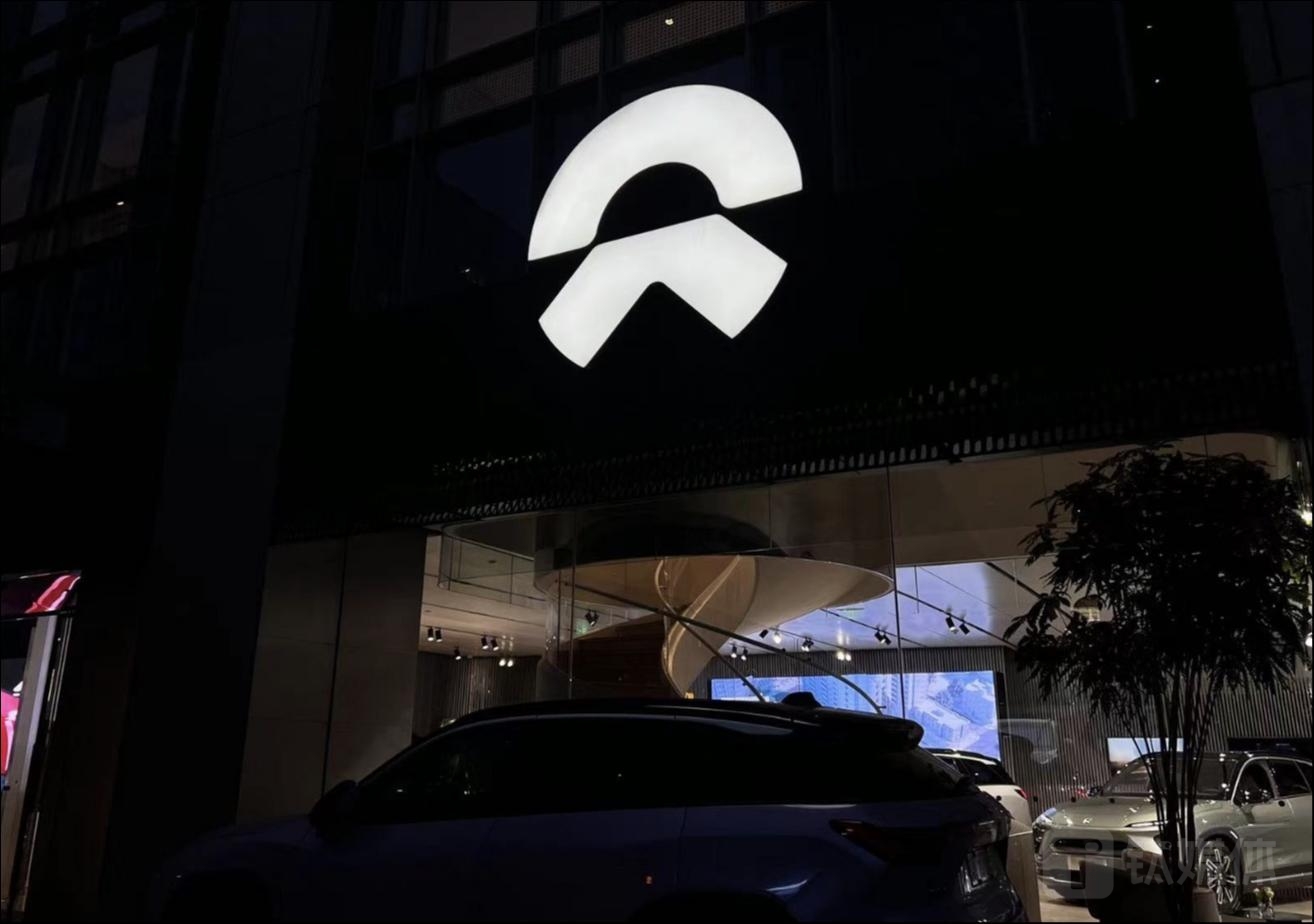 挺过惊险 Q3，蔚来急于求变｜钛度车库