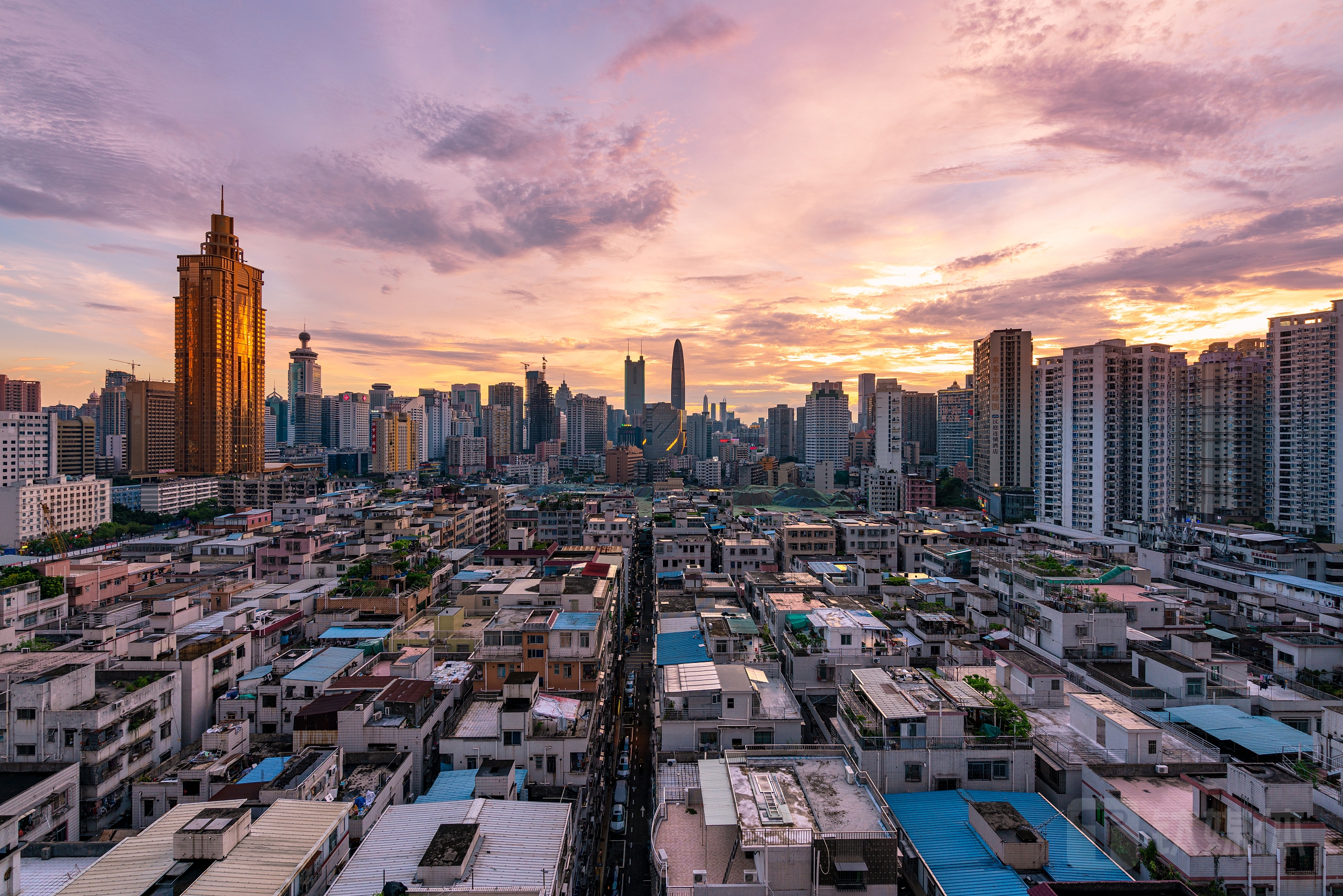 深圳拟出城中村改造新规，涉全市超40%建面，规模2.2亿㎡