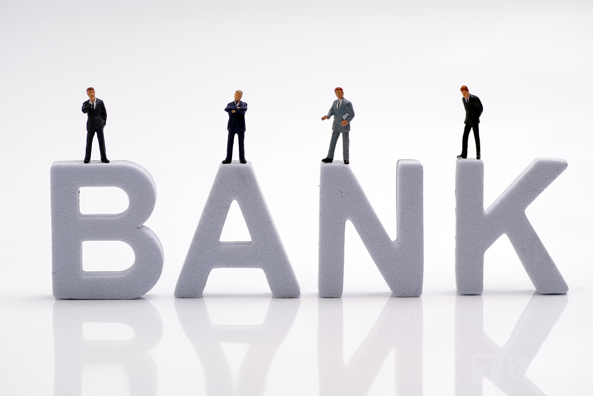 江南水务股东资格终获批，大手笔支持难解江阴银行债转股“燃眉之急”