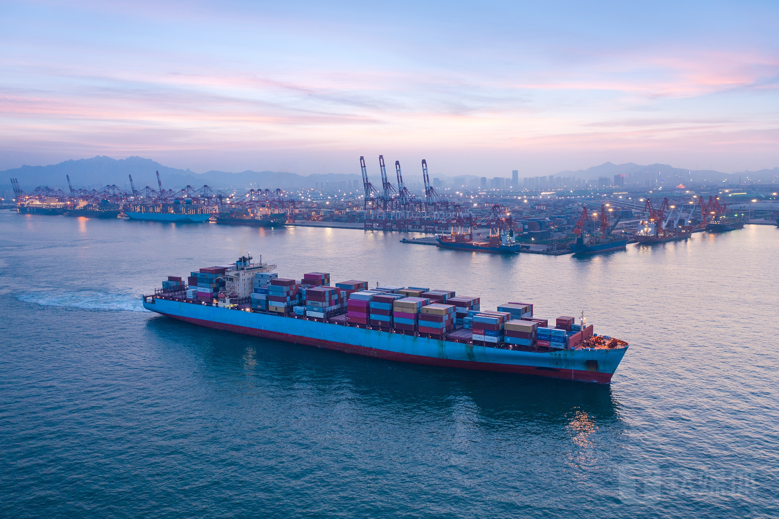 一周「出海参考」（01.15-01.21）｜中国汽车出口首次跃居全球第一；印尼迎来比亚迪13亿美金投资；联合速卖通，菜鸟春节跨境备货量激增600%