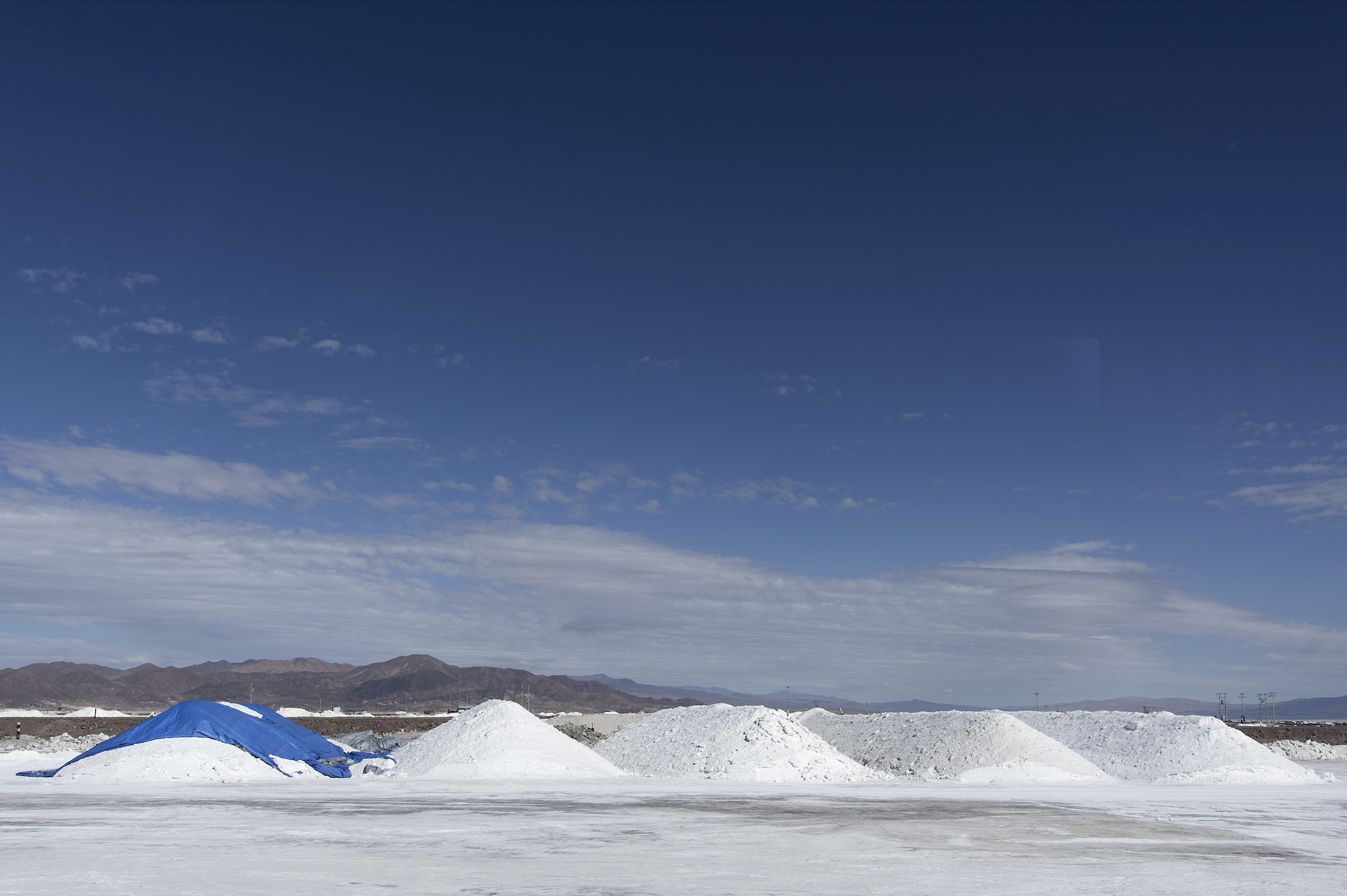 锂价下行众生相：高成本产能开始出清，国内巨头逆势扩产｜行业风向标