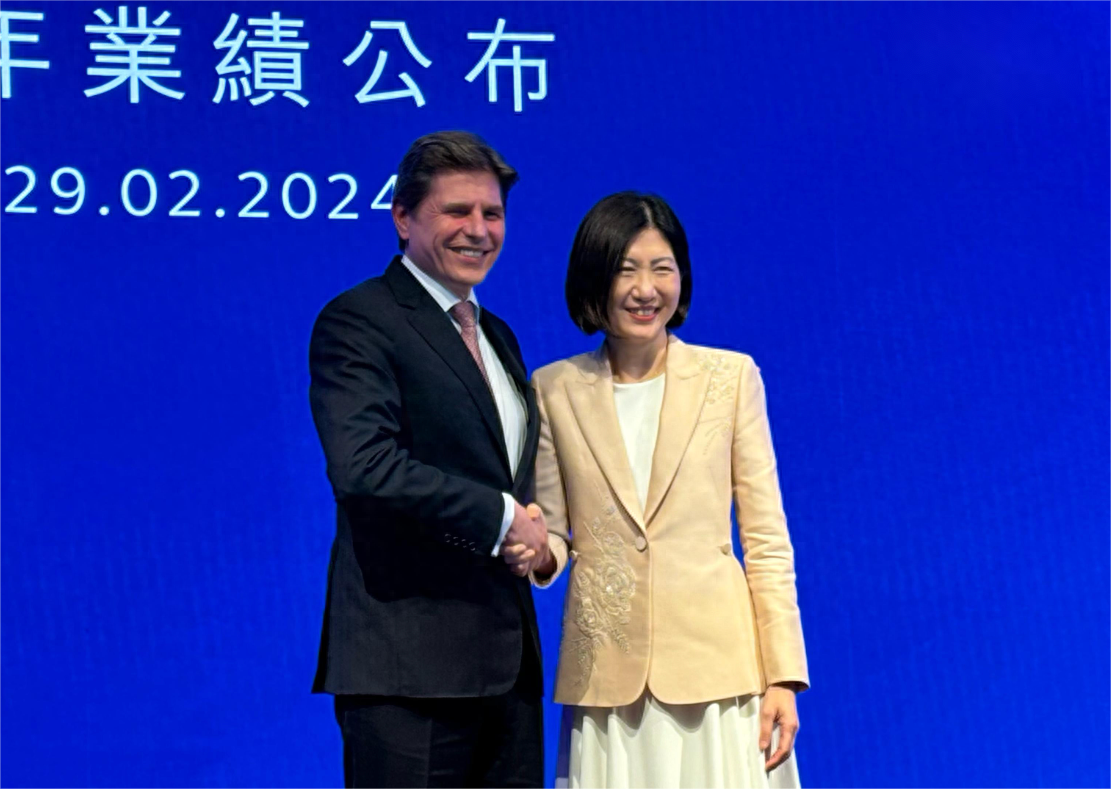 “欧冠升时代”结束，港交所迎来首位女CEO