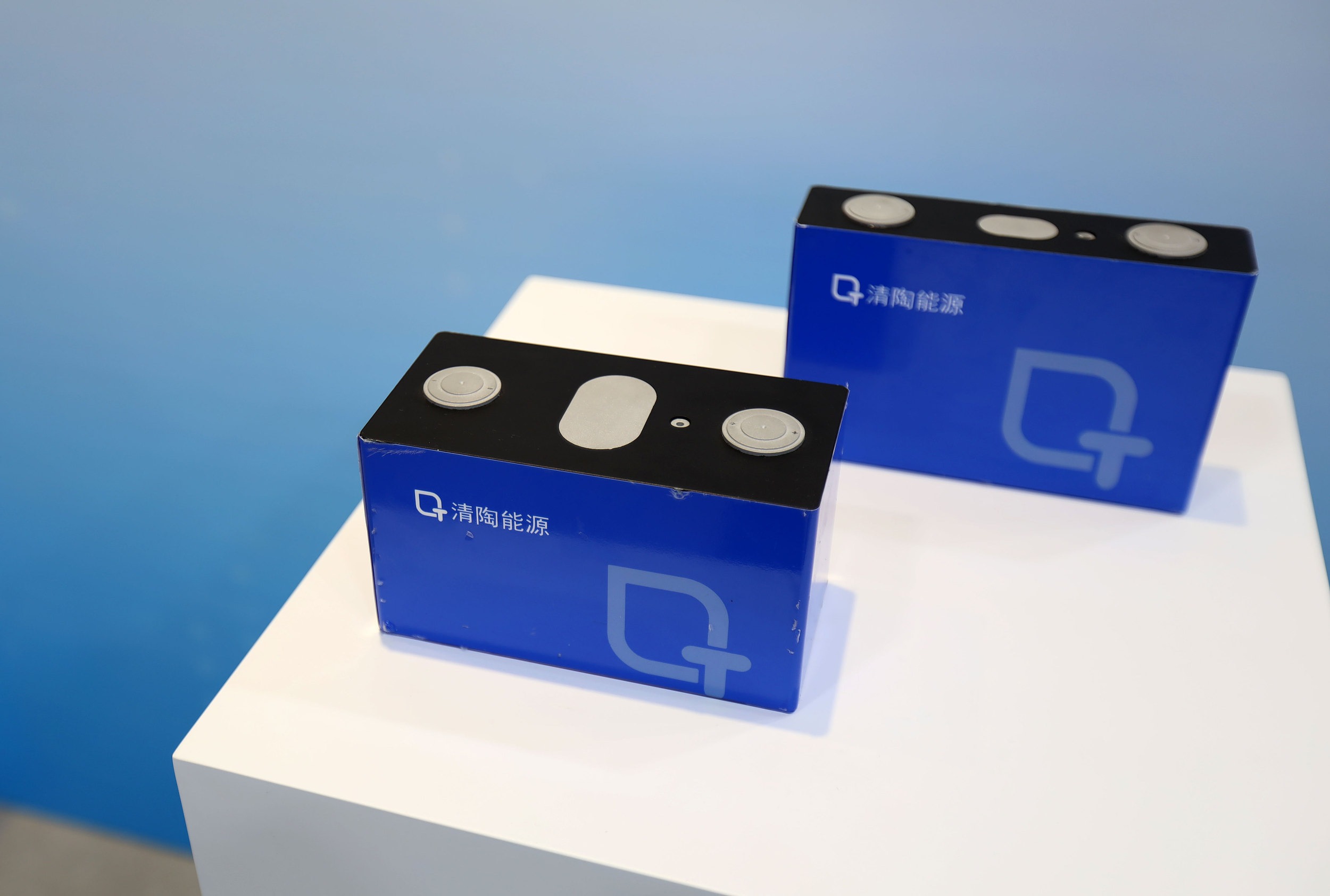 固态电池产业化提速，半固态电池即将量产 | 钛投研