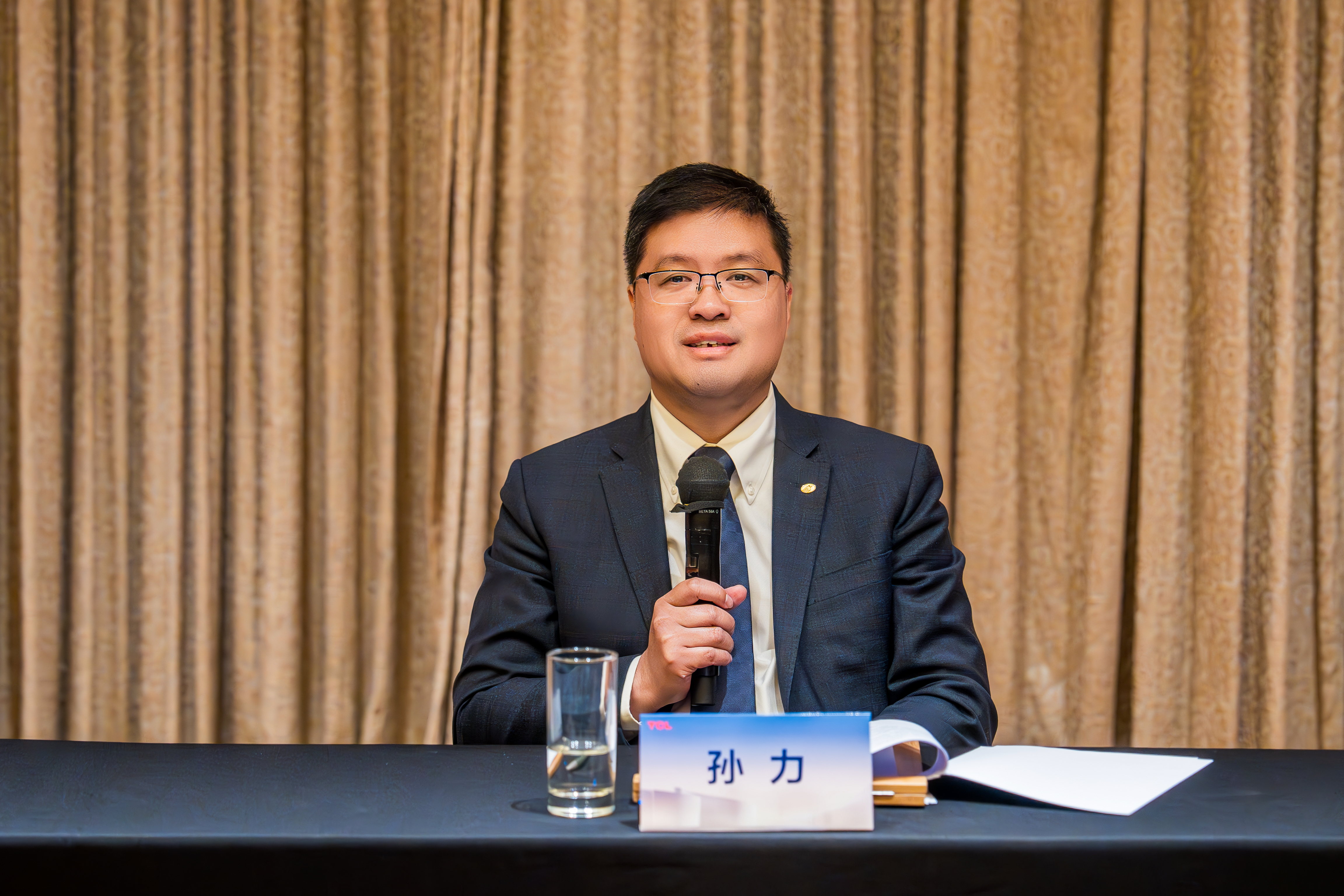 TCL实业孙力：AI是万金油，但技术创新仍要回归以人为本｜AWE 2024