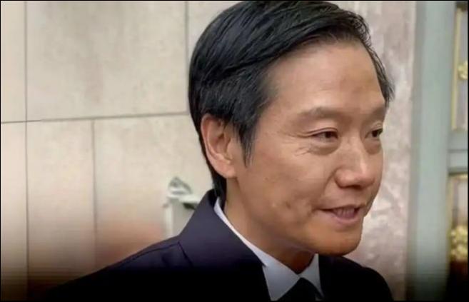 小米手机不好卖了，汽车定价困扰雷军