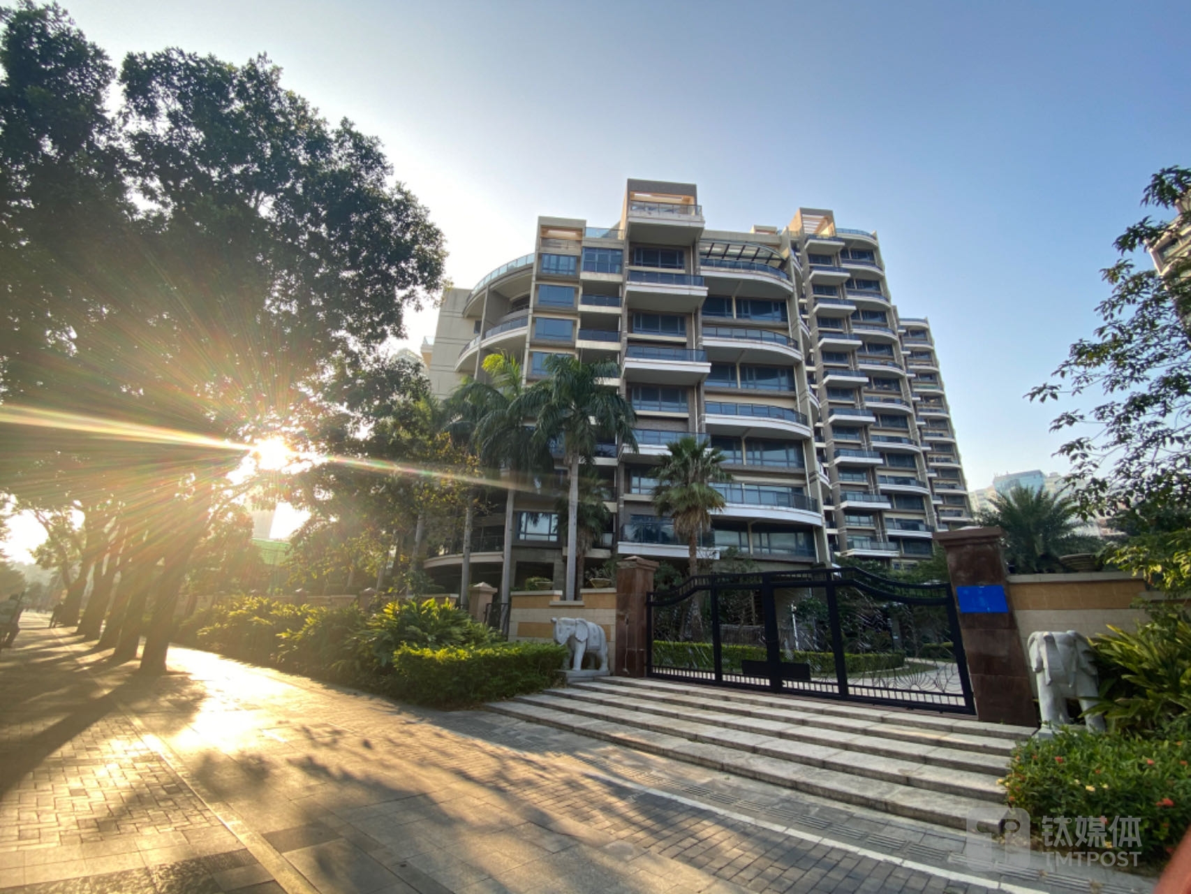 去地产化显著的万物云2023年实现营利双增，公司分红比例提升至66% | 看财报