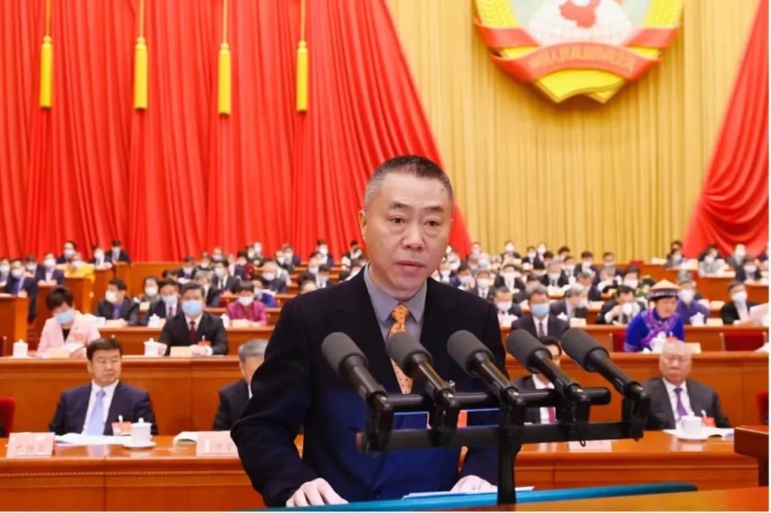 首次聚焦微短剧和人工智能两会提案释放出哪些行业信号