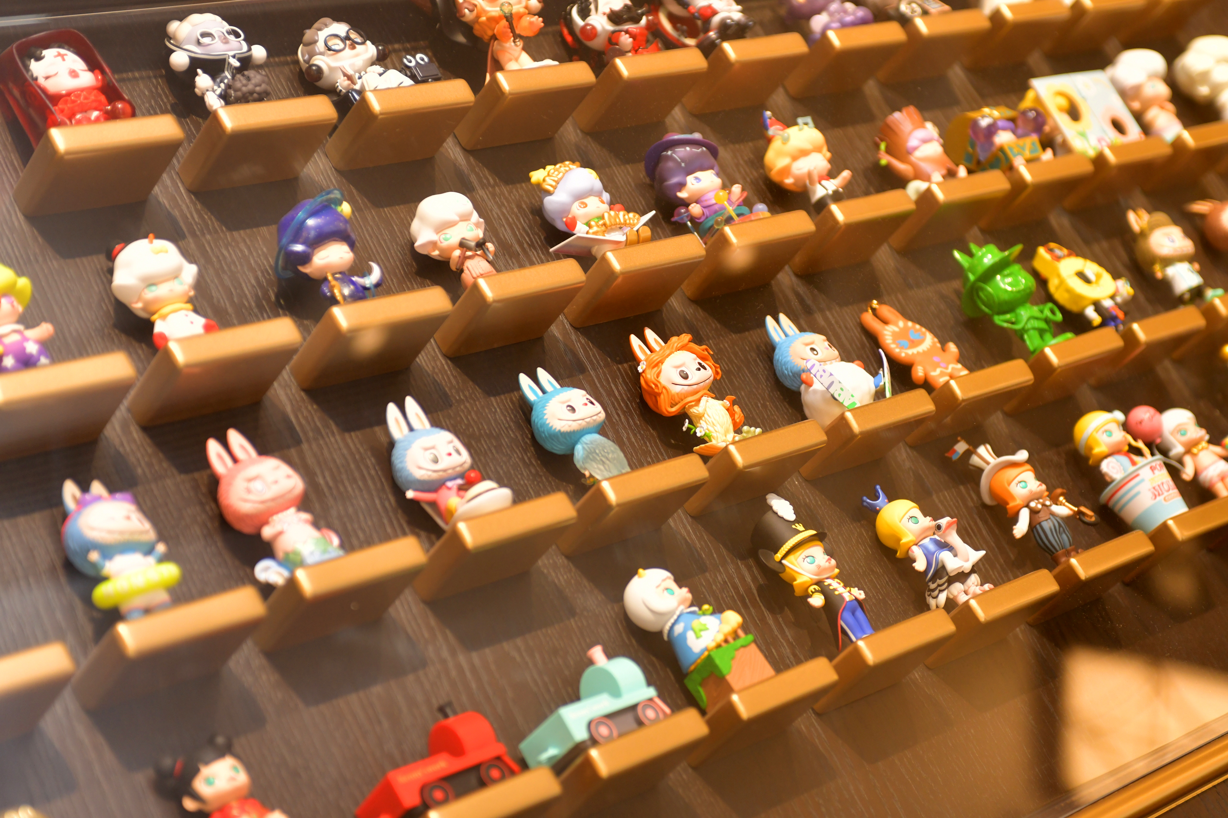 数字化驱动全域，泡泡玛特的增长密码