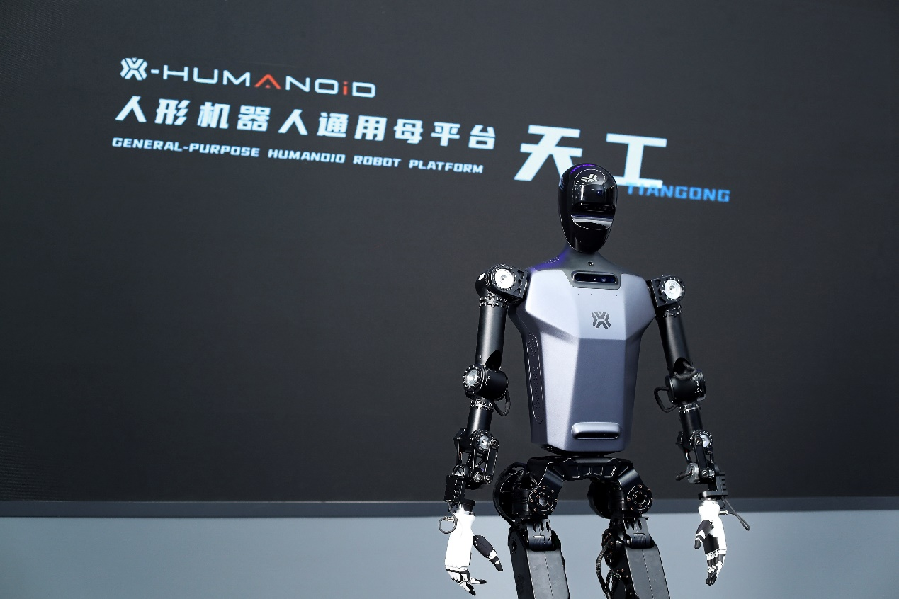 人形机器人的“国家队模式”：技术开源、成立俱乐部，让机器人跑马拉松