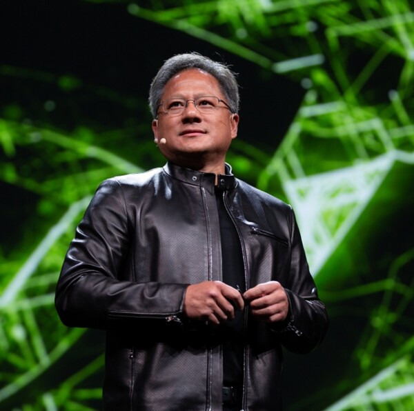 钛媒体独家｜英伟达CEO黄仁勋11月23日来到中国，预计将在港科大博士授予仪式上演讲