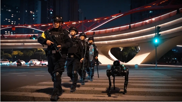 四川造“机器狗”加入巡逻大队，成都高新“赛博汪汪队”来了
