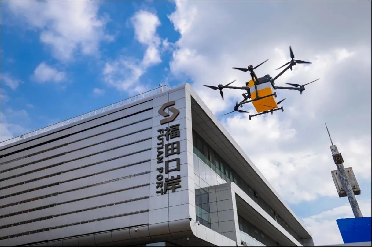 当 AI 遇上“低空经济”，智能机器人产业将面临怎样新的挑战与机遇？｜钛媒体AGI