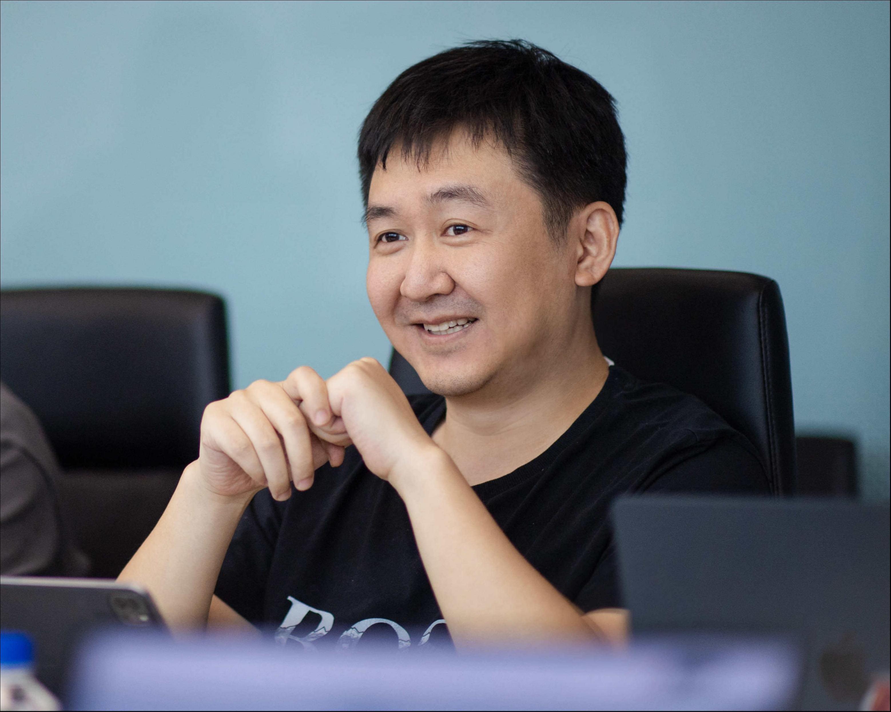 王小川下场做VC，百川智能已投资三家公司，并高薪聘请投资经理｜钛媒体AGI独家