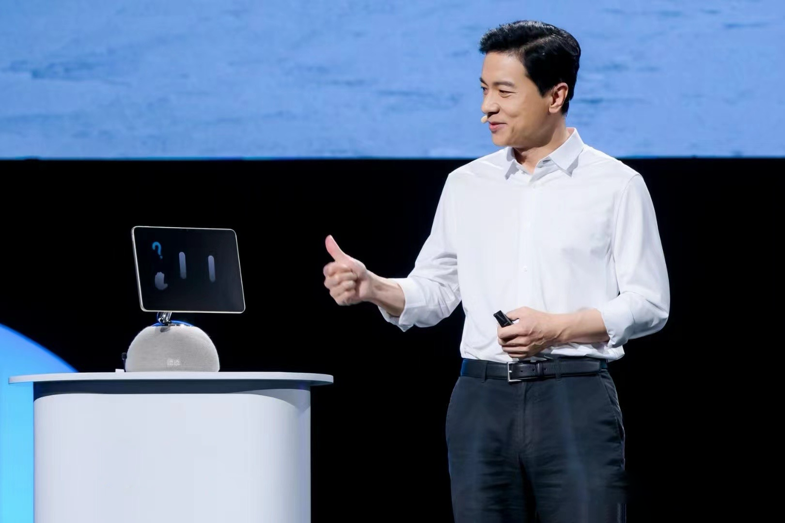 缩水43%！百度152亿收购YY直播，四年纷争迎终局？｜钛媒体AGI