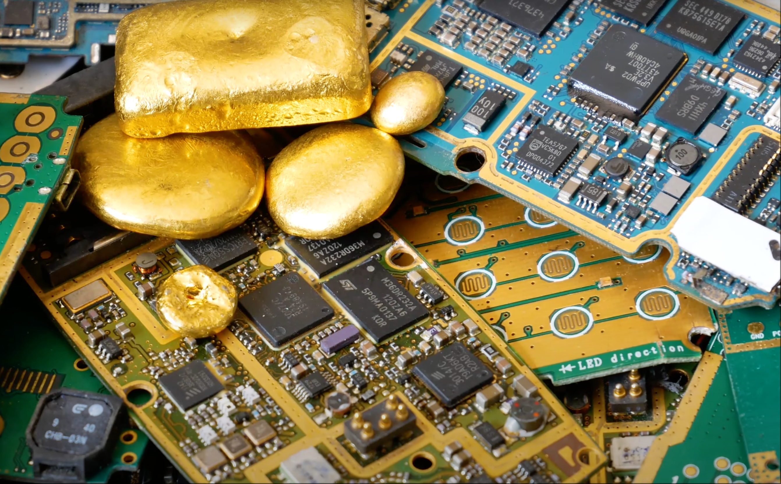 金价破千，废旧芯片“炼金术”能发家致富吗？