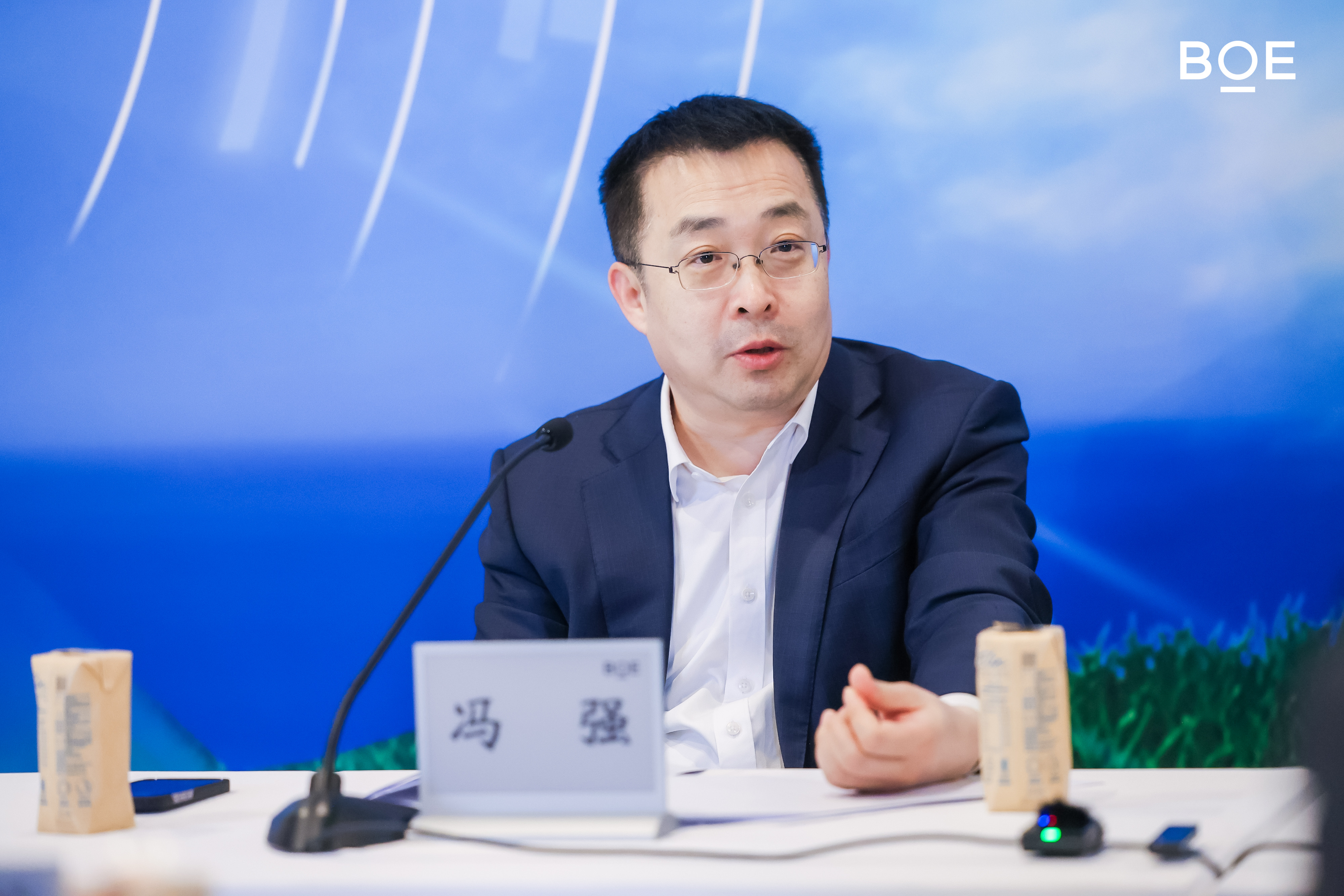 对话京东方CEO冯强：可持续发展是显示产业生存的必答题