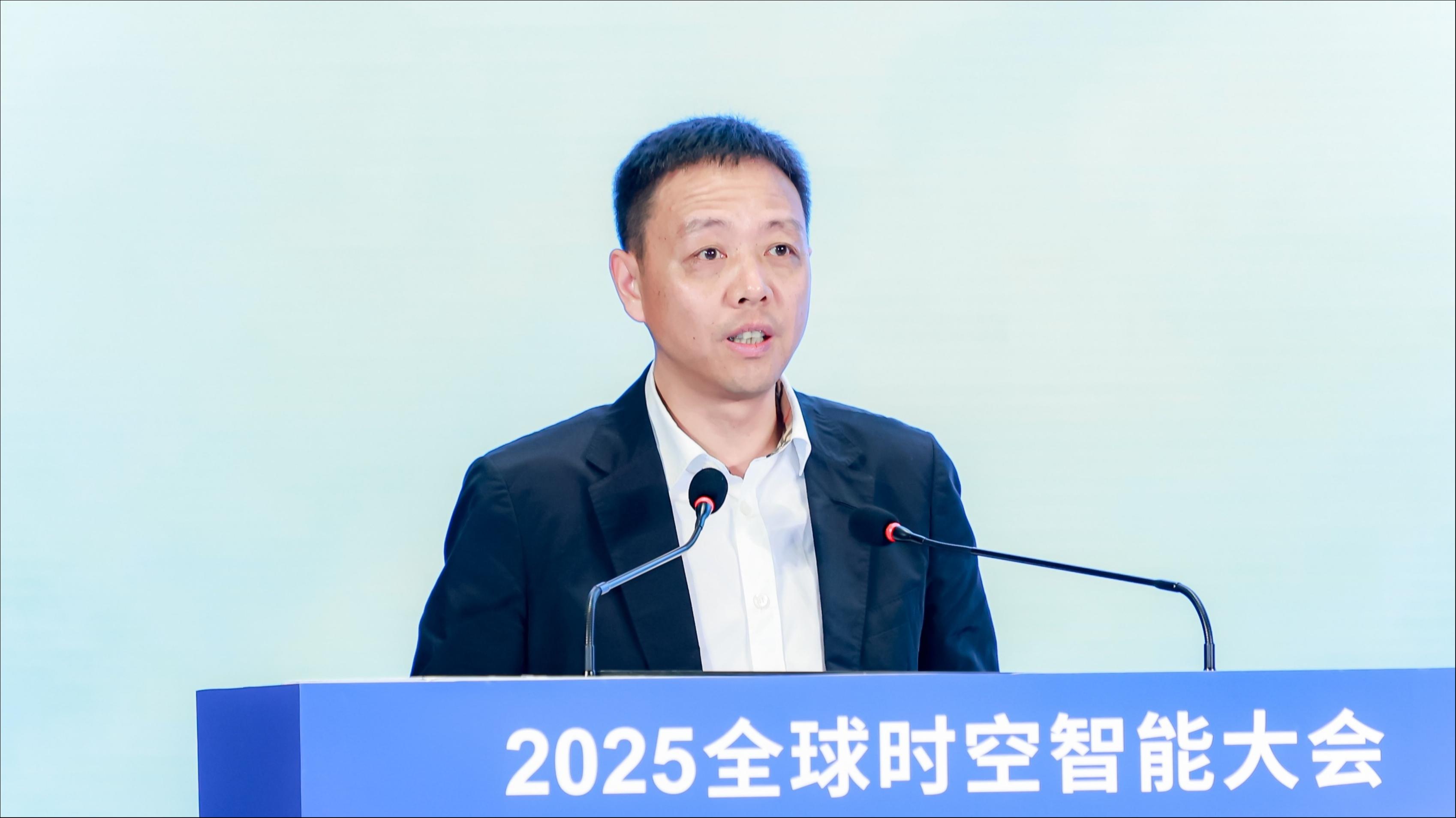 对话千寻位置创始人陈金培：机器人产业一定会迎来淘汰赛，时空智能驱动物理AI