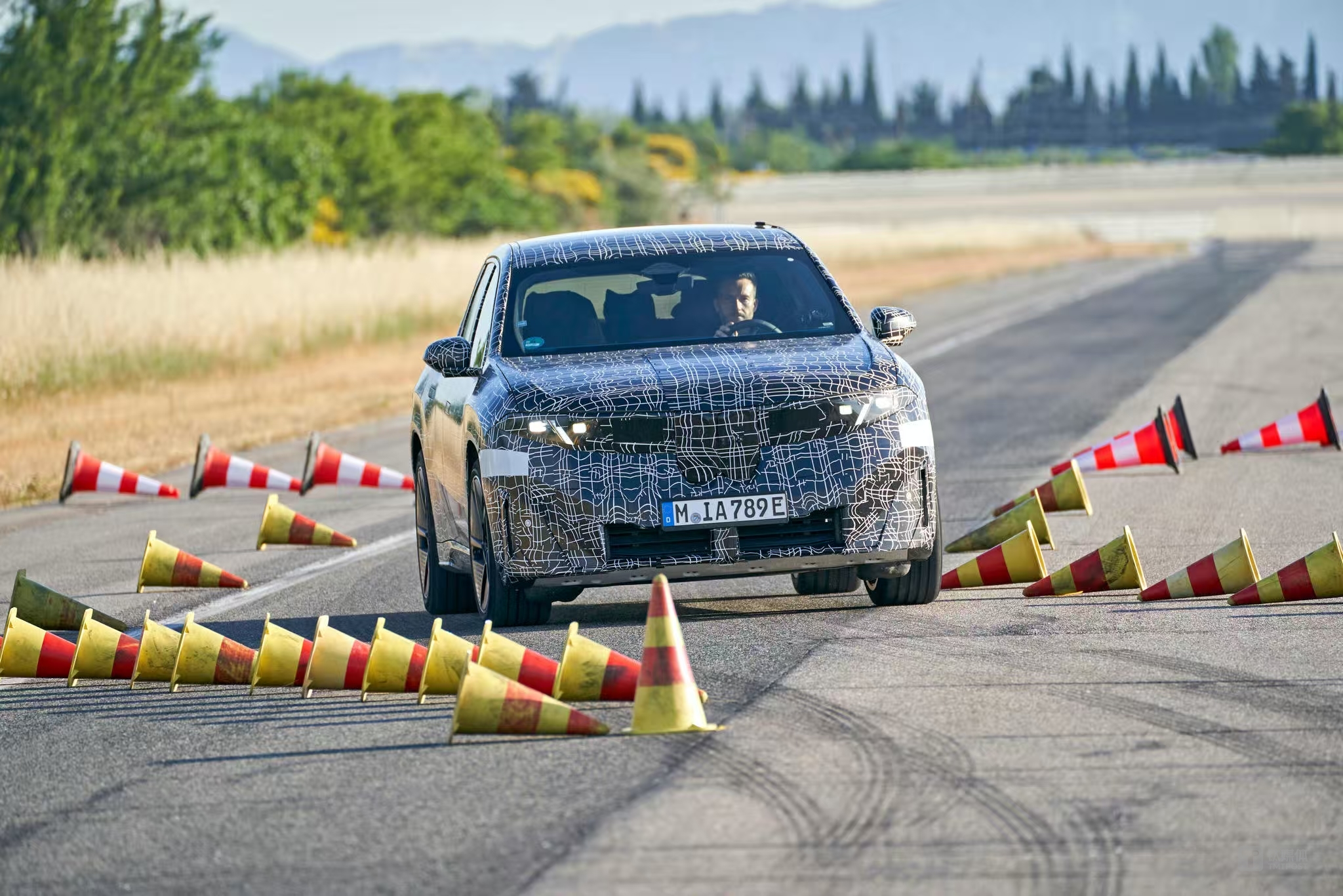 BMW iX3试装车