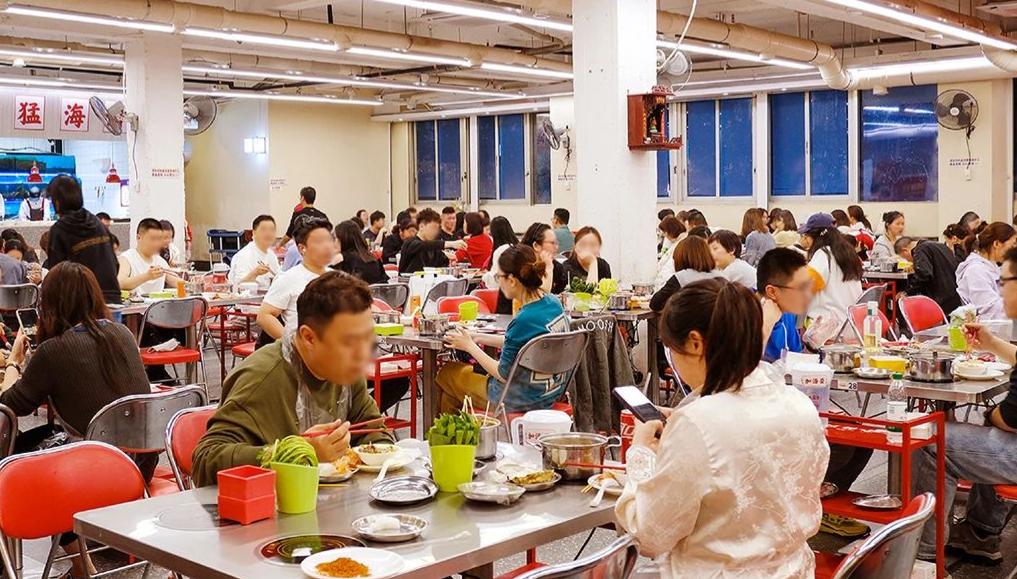 主打生猛海鲜、低至5元/盘，又一小火锅品类火出圈？