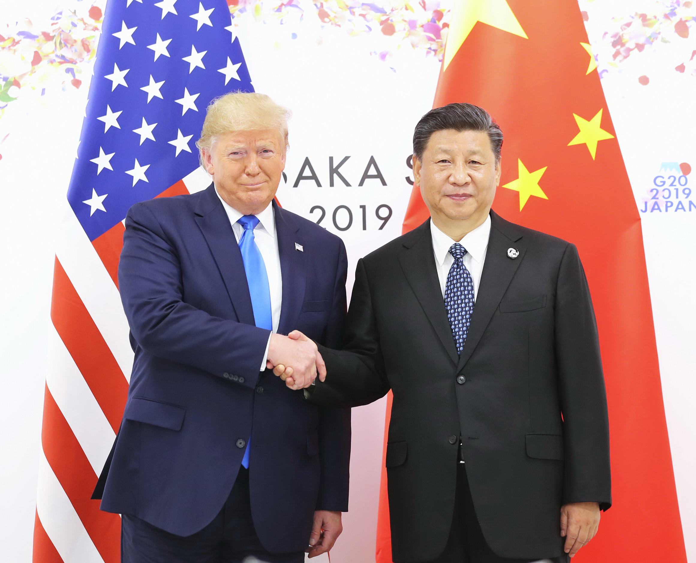 Trump Signals Trip to China "Not Too Distant" as Beijing Confirms Vice Premier's Trade Talks with U.S. Next week