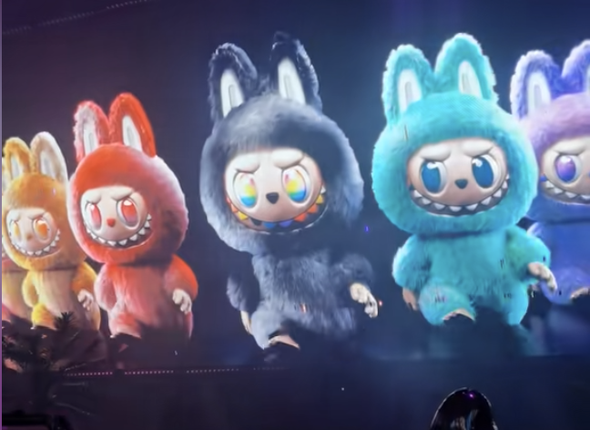 AI把LABUBU“玩活了”：动态壁纸爆卖3万单，3D打印模型月入10万